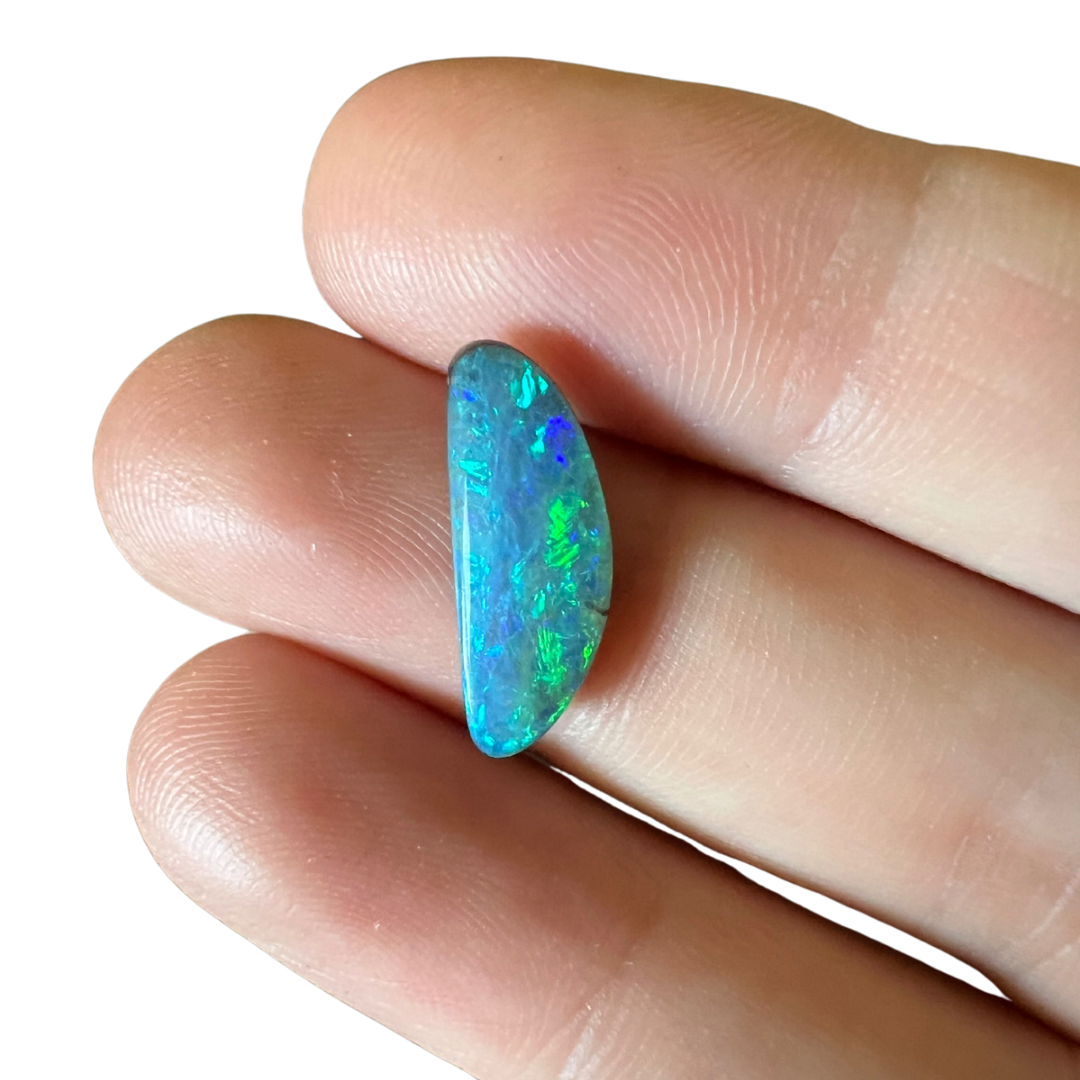 2.38 Ct green-blue boulder opal
