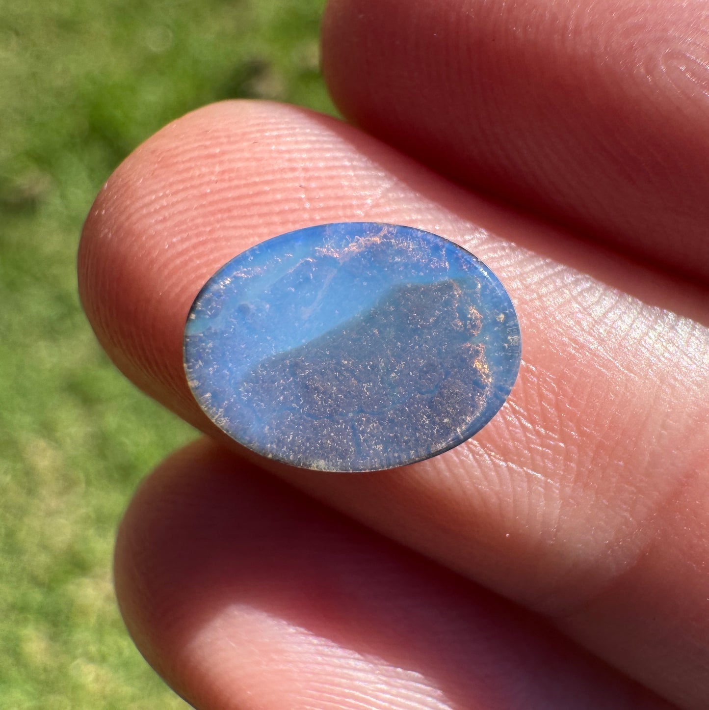 2.36 Ct small boulder opal
