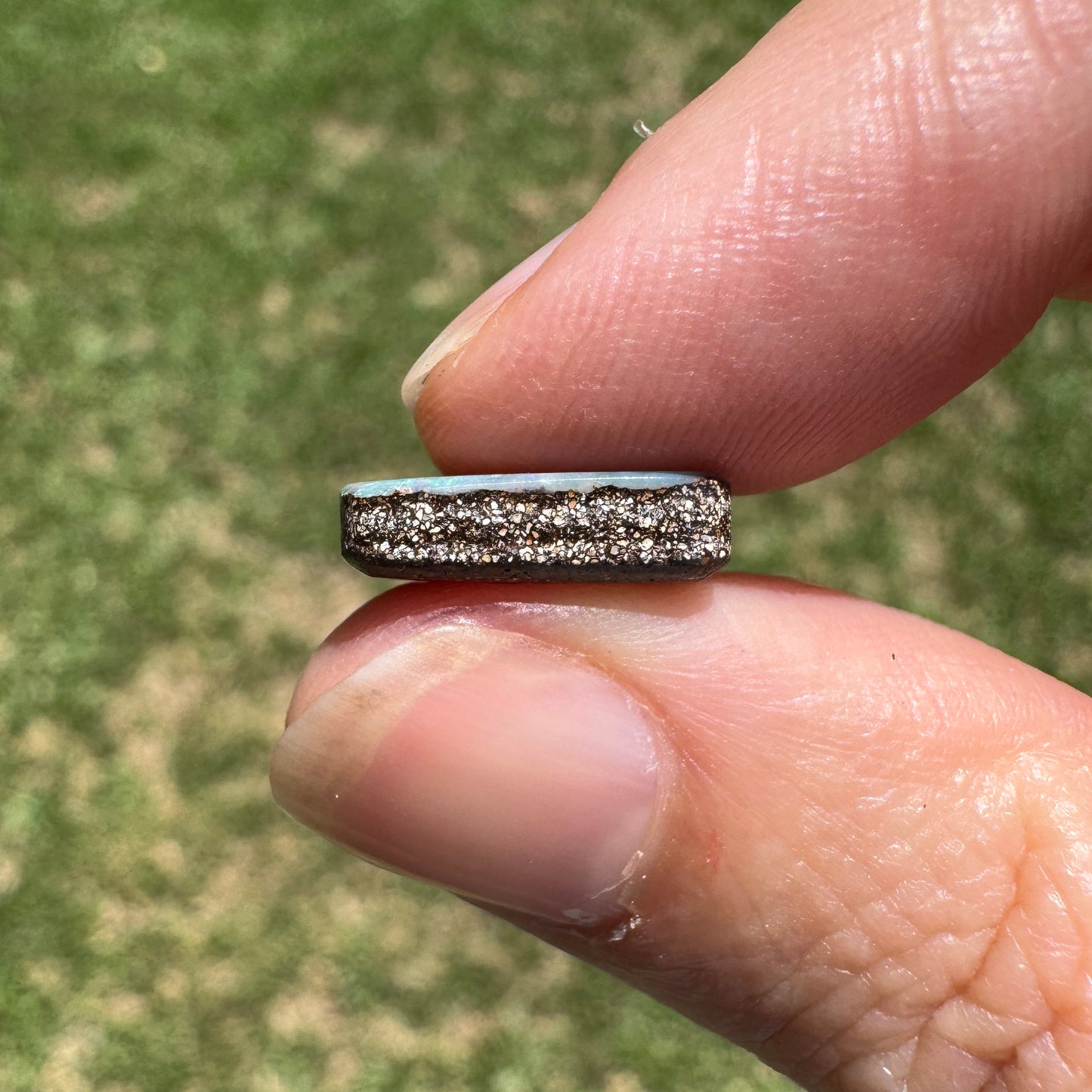 5.78 Ct small boulder opal