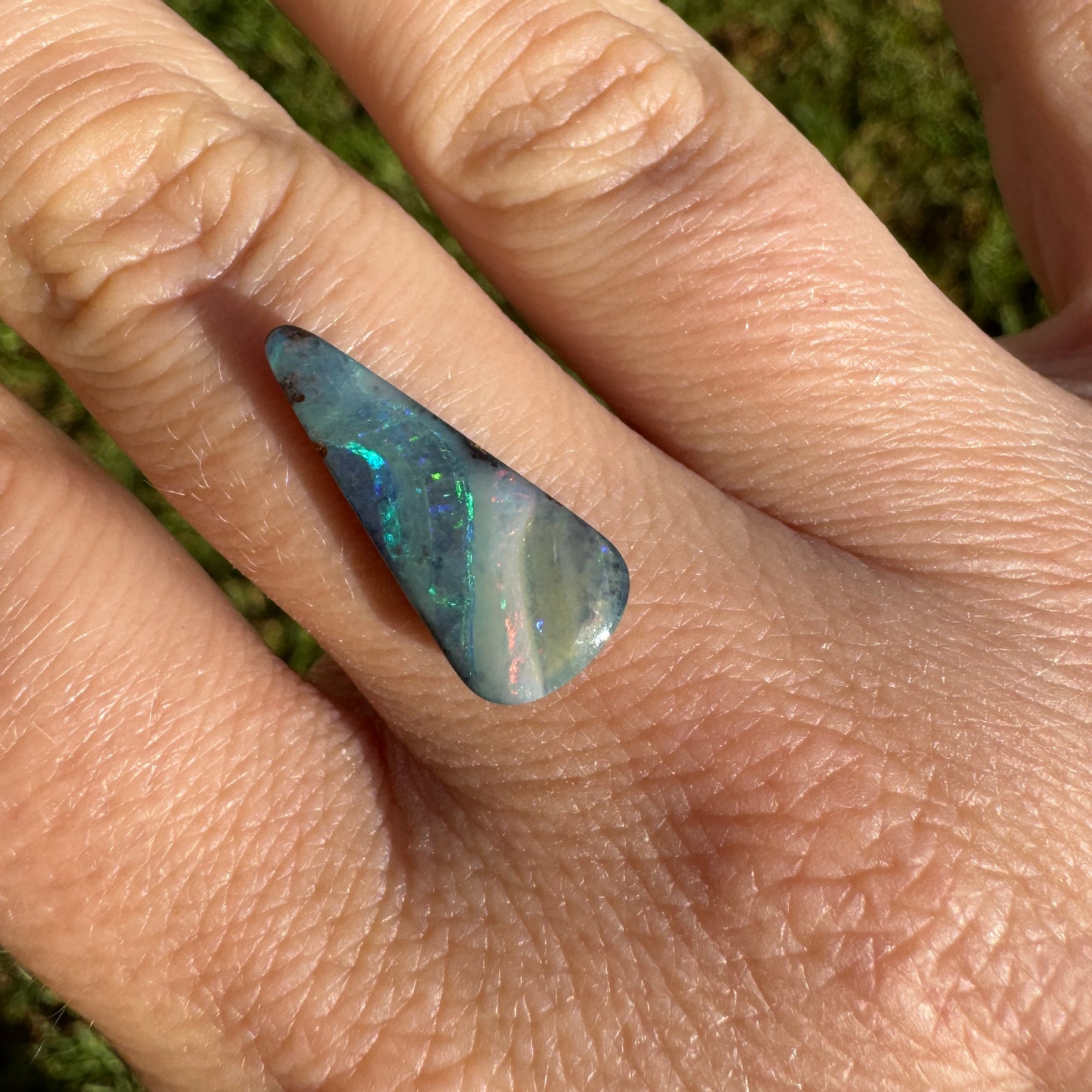 4.18 Ct stripy boulder opal