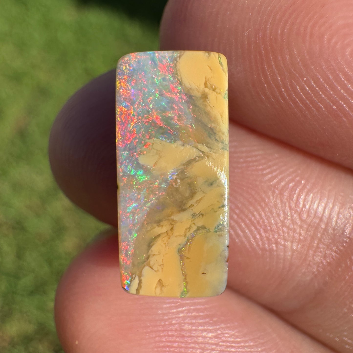 4.14 Ct small boulder opal