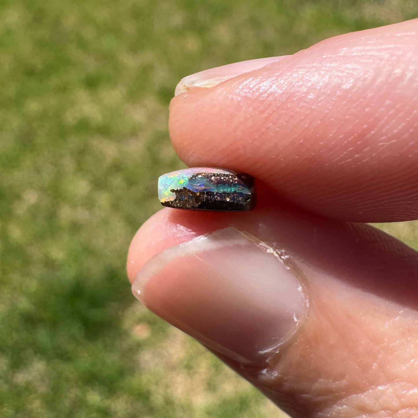 1.20 Ct extra small boulder opal - Broken River Mining