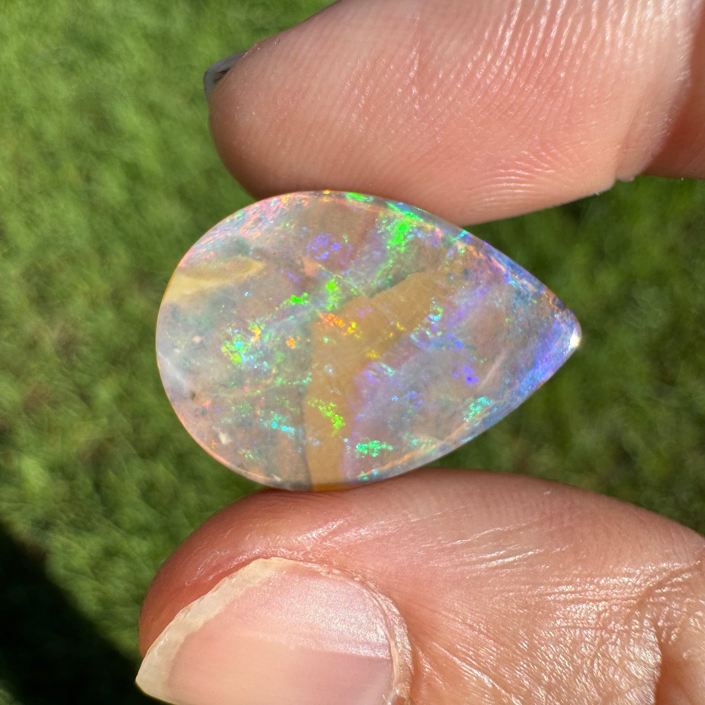 12.36 Ct large teardrop boulder opal