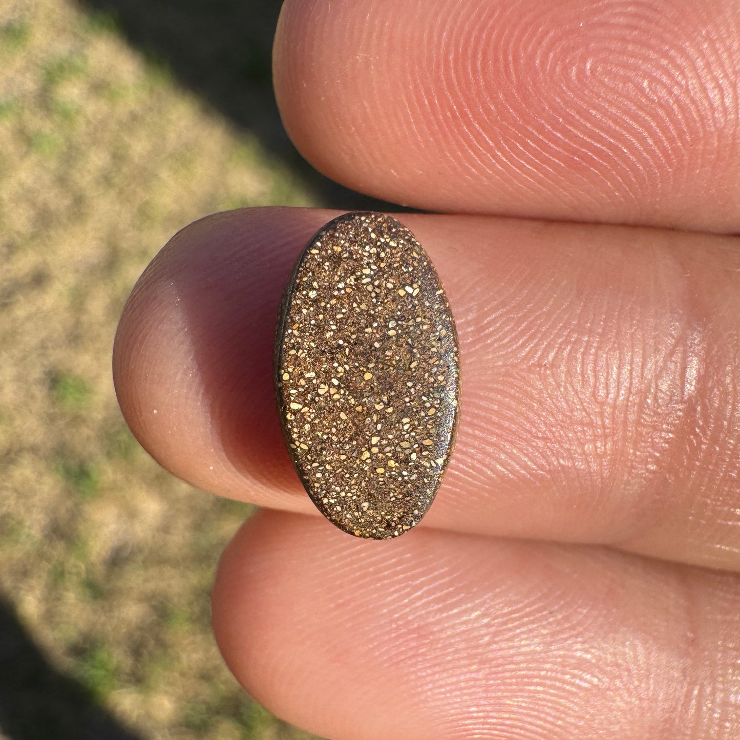 2.35 Ct small boulder opal - Broken River Mining