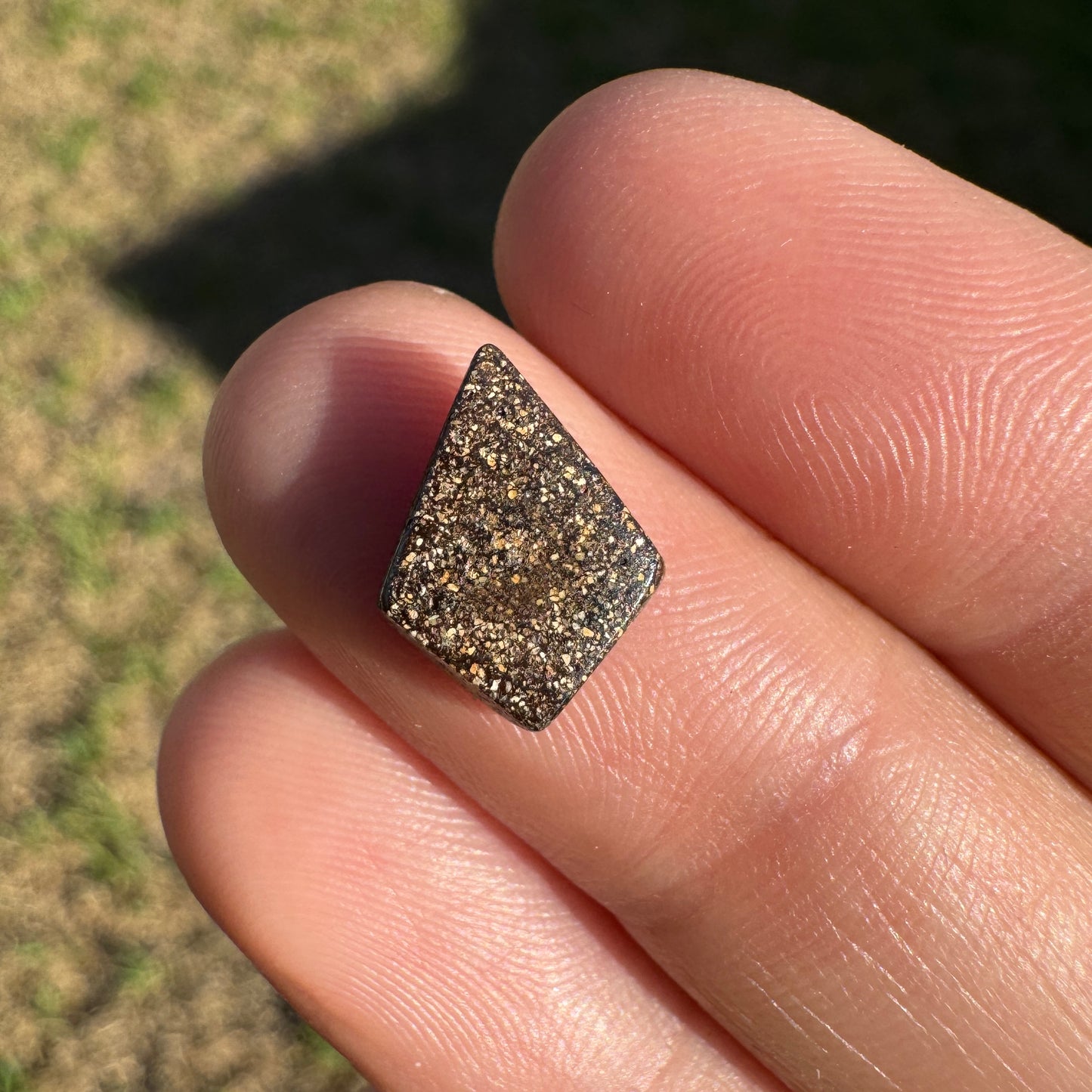 2.27 Ct small boulder opal - Broken River Mining