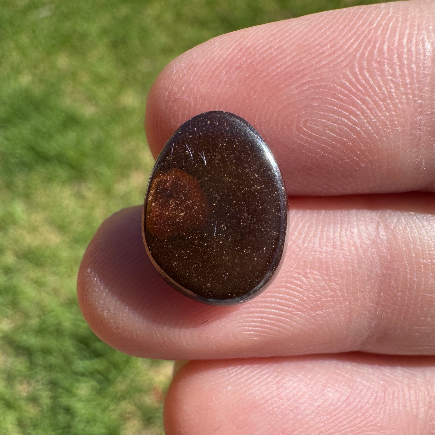 5.72 Ct the 'green stripe' boulder opal - Broken River Mining