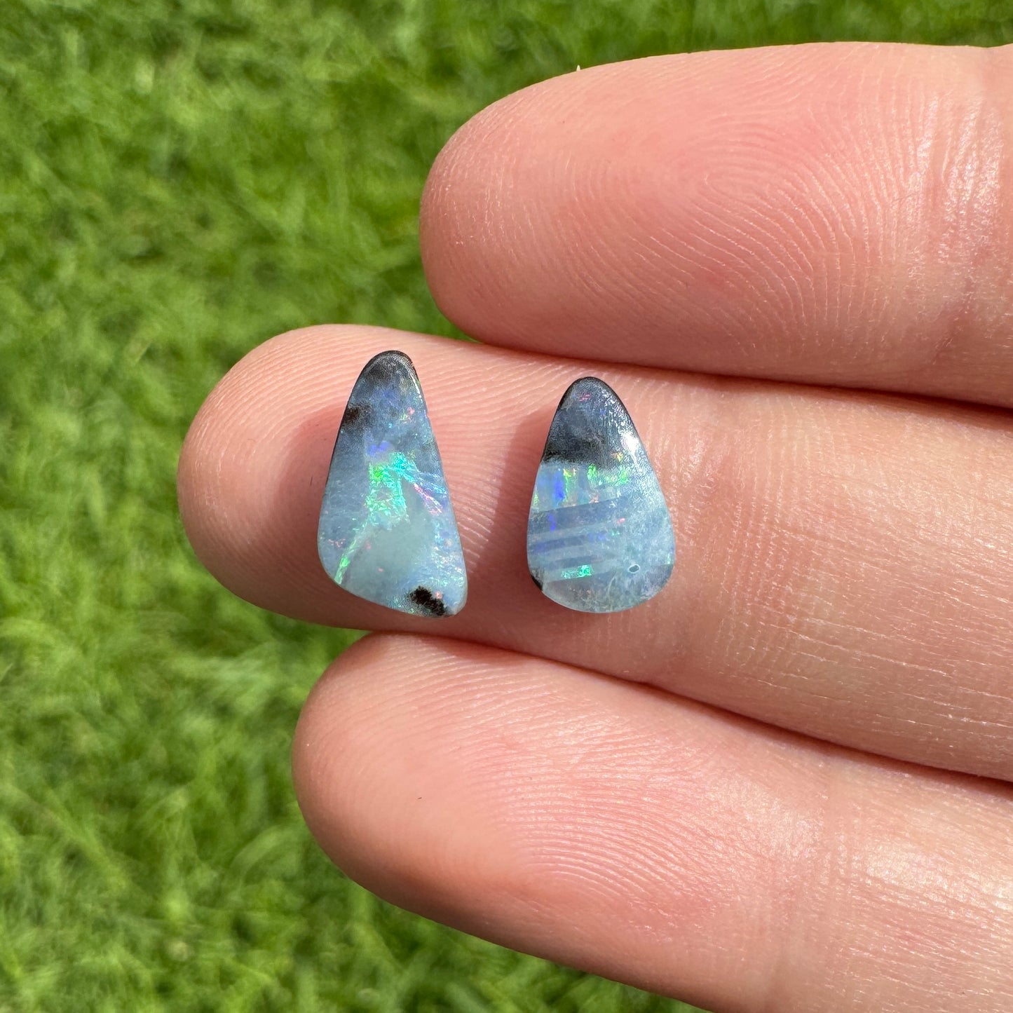 2.72 Ct two piece boulder opal set