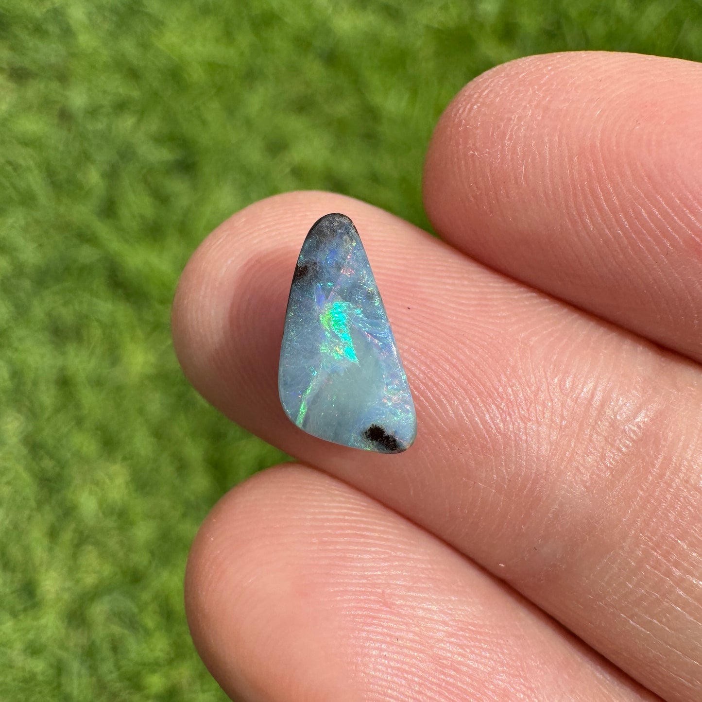 2.72 Ct two piece boulder opal set
