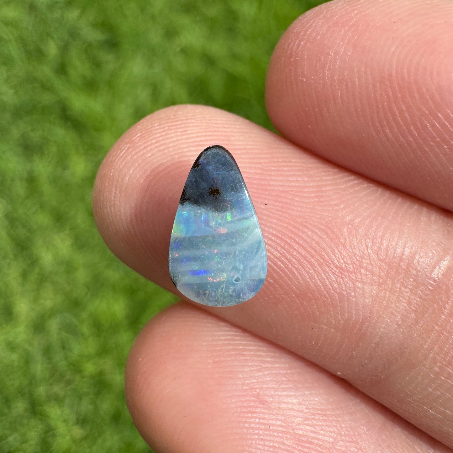 2.72 Ct two piece boulder opal set