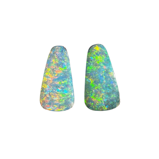 1.56 Ct small bright boulder opal pair