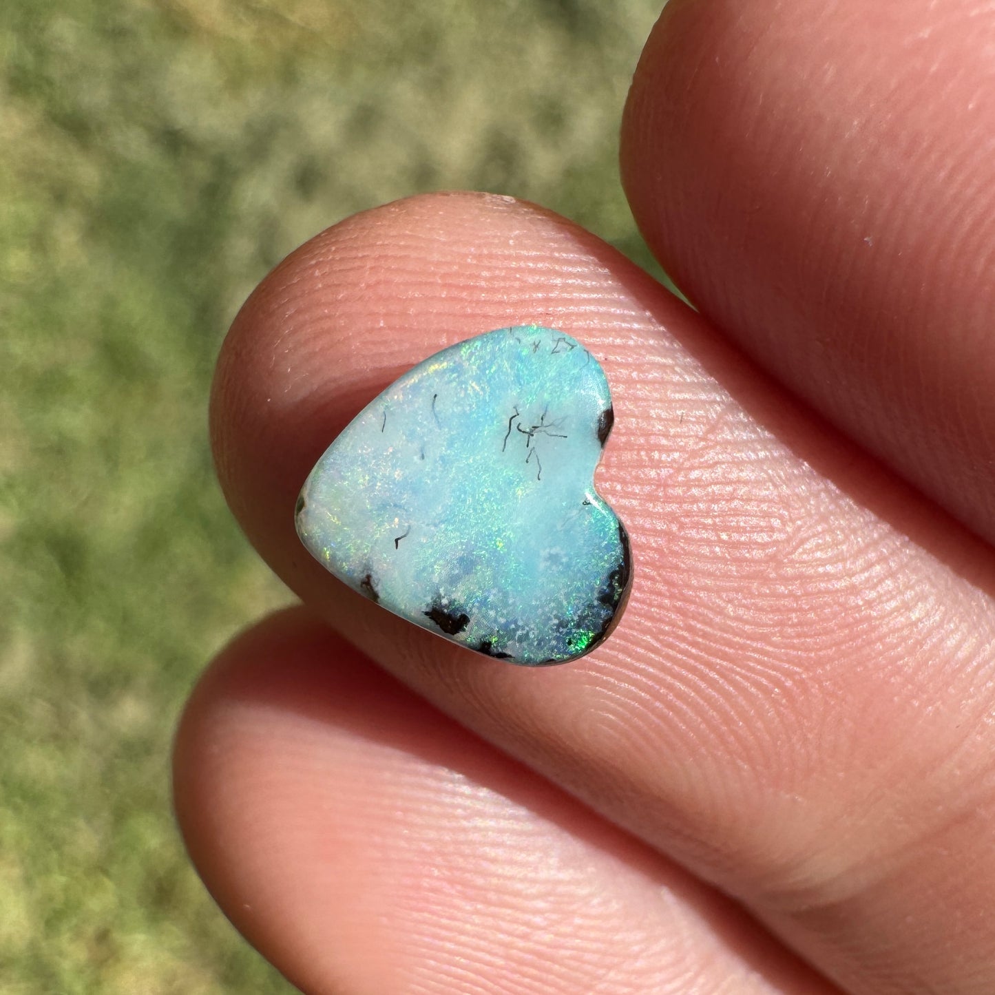 1.42 Ct small heart boulder opal