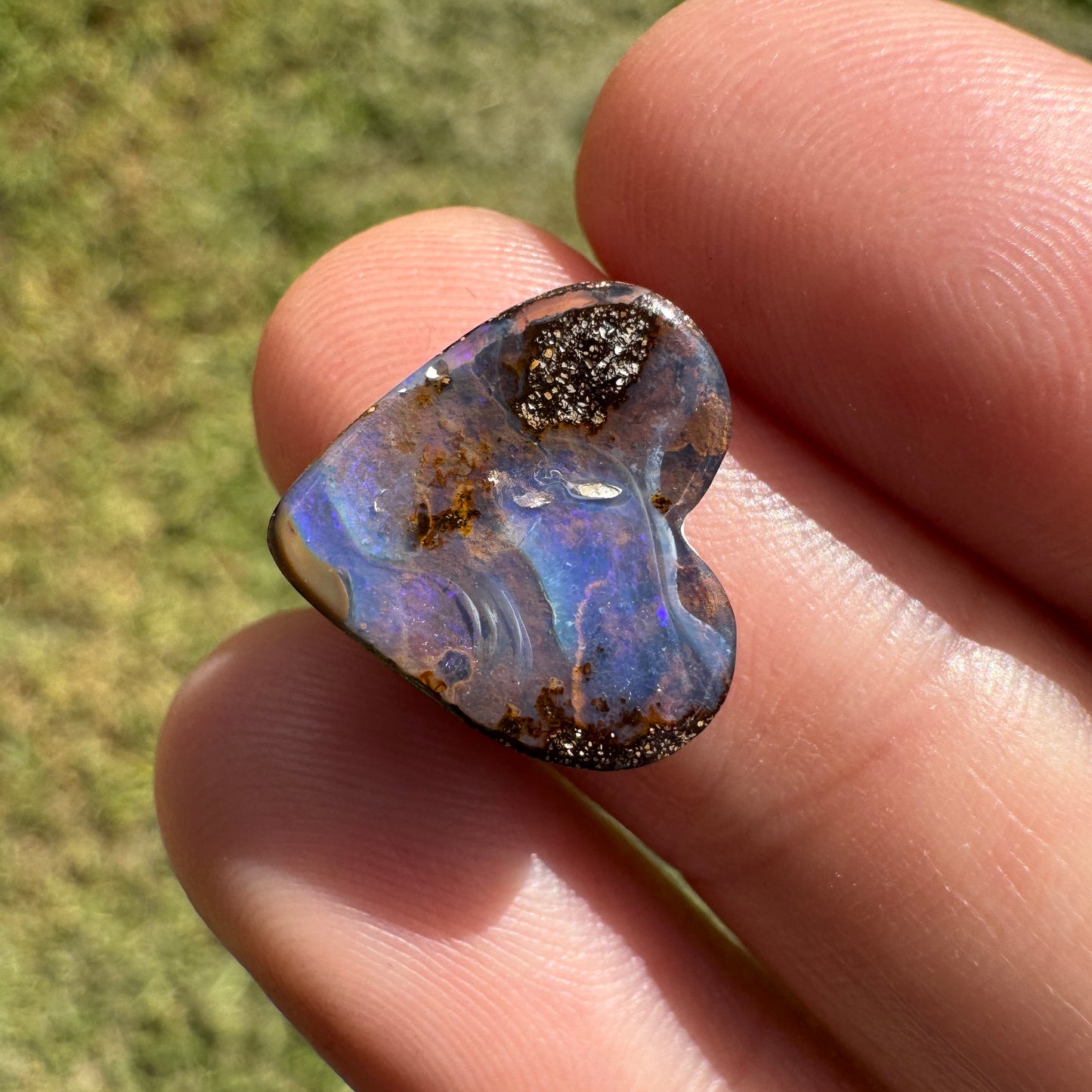 4.18 Ct heart boulder opal