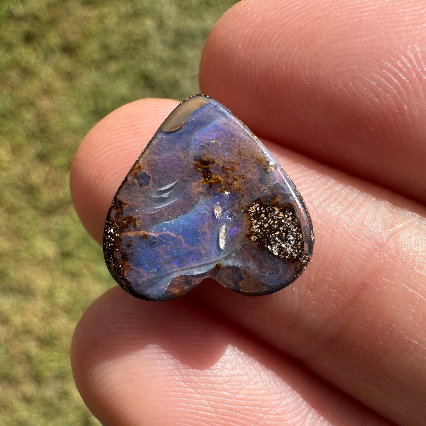 4.18 Ct heart boulder opal