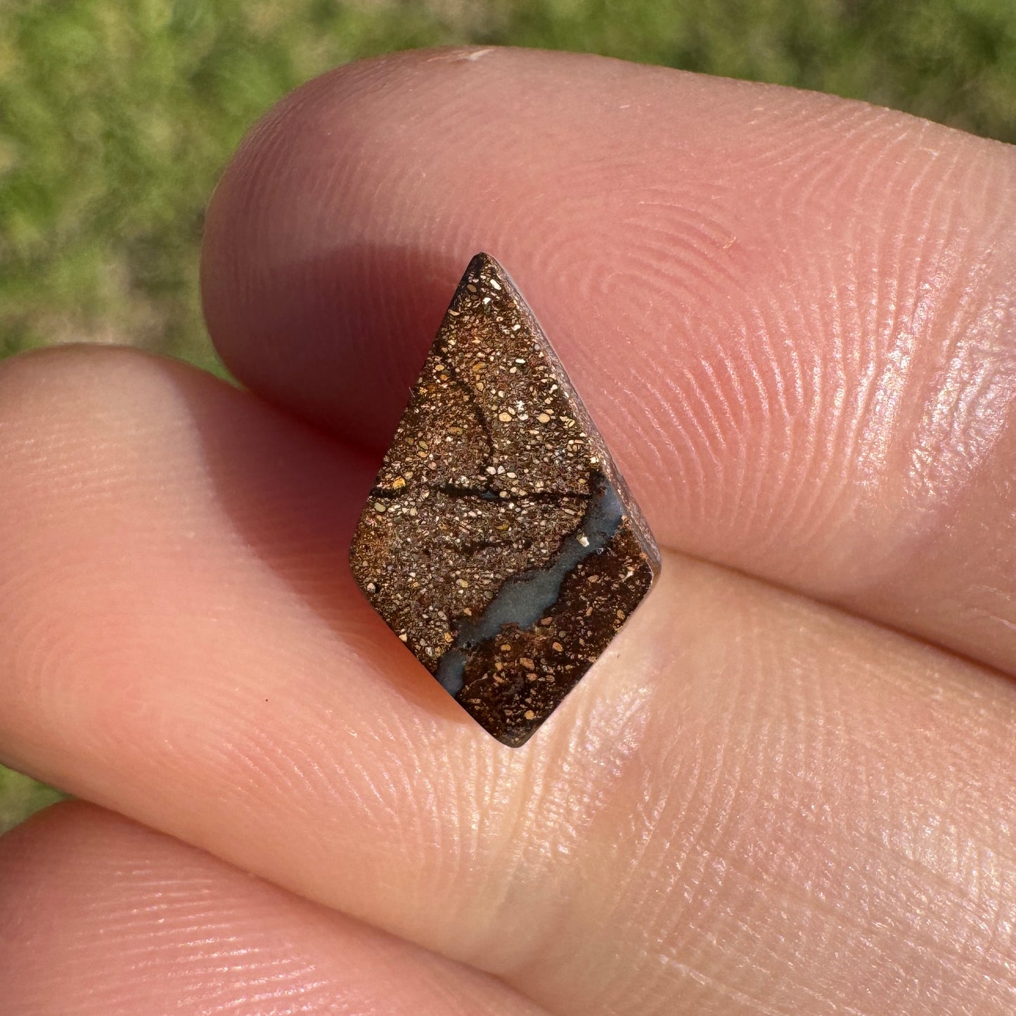 1.76 Ct small boulder opal