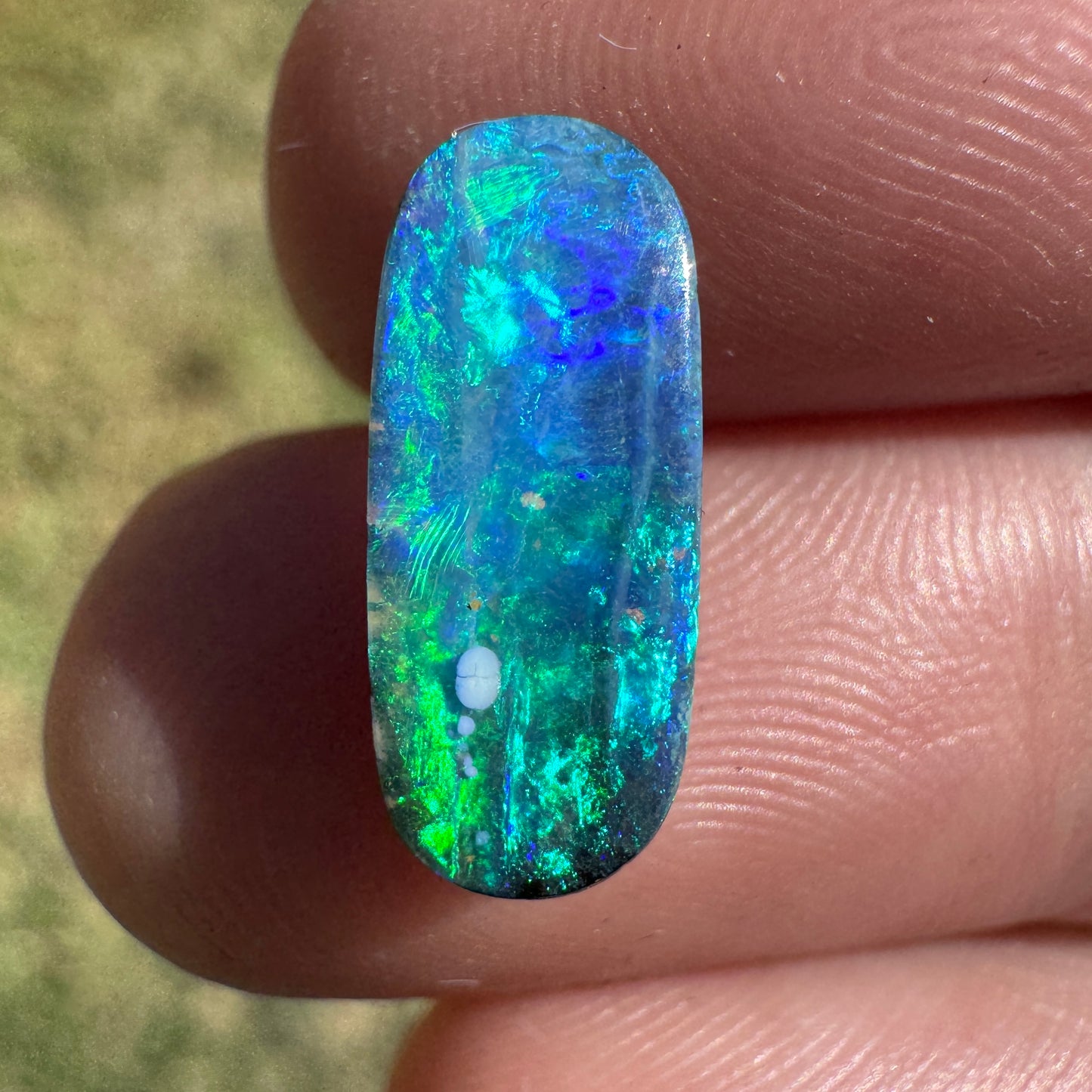 2.22 Ct green-blue boulder opal