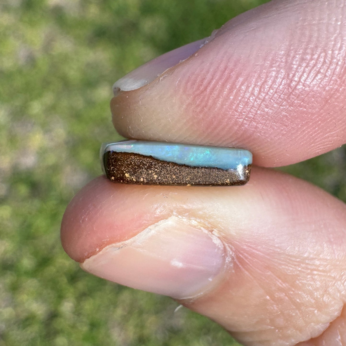 3.17 Ct small boulder opal