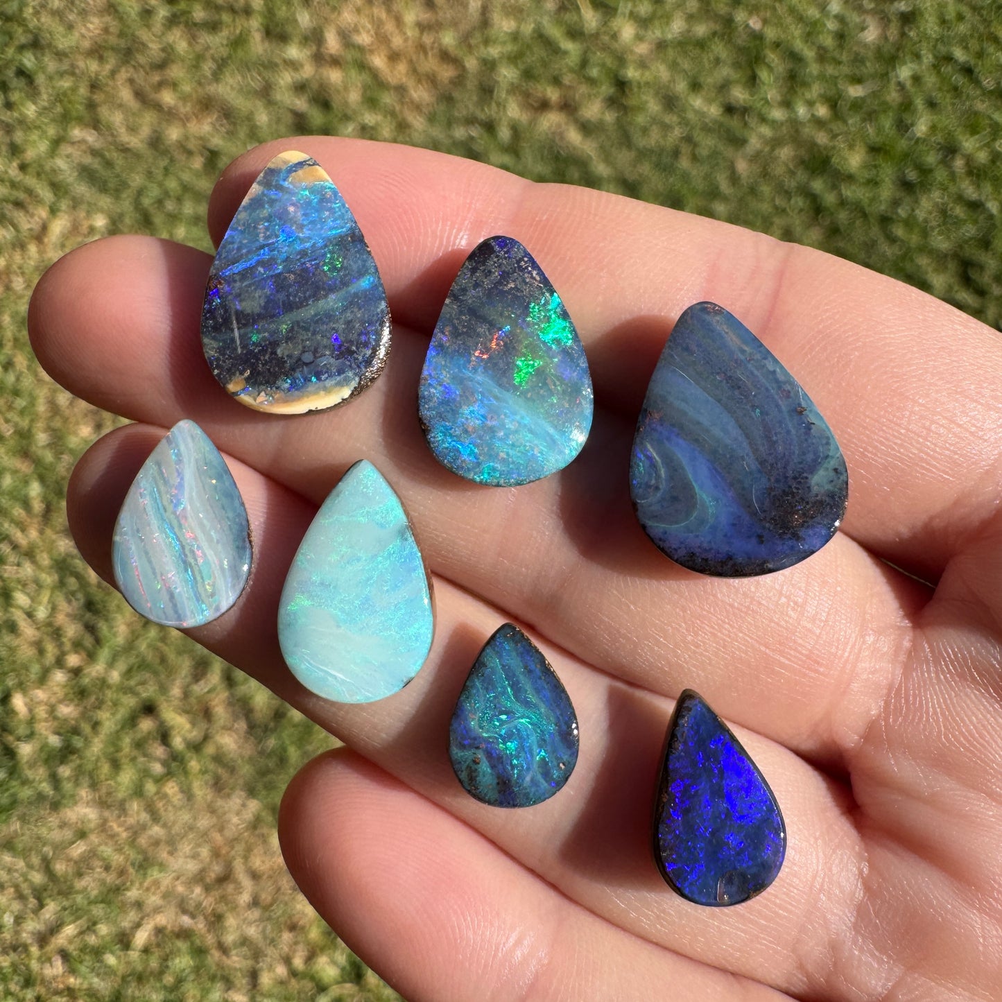 3.03 Ct small purple teardrop boulder opal
