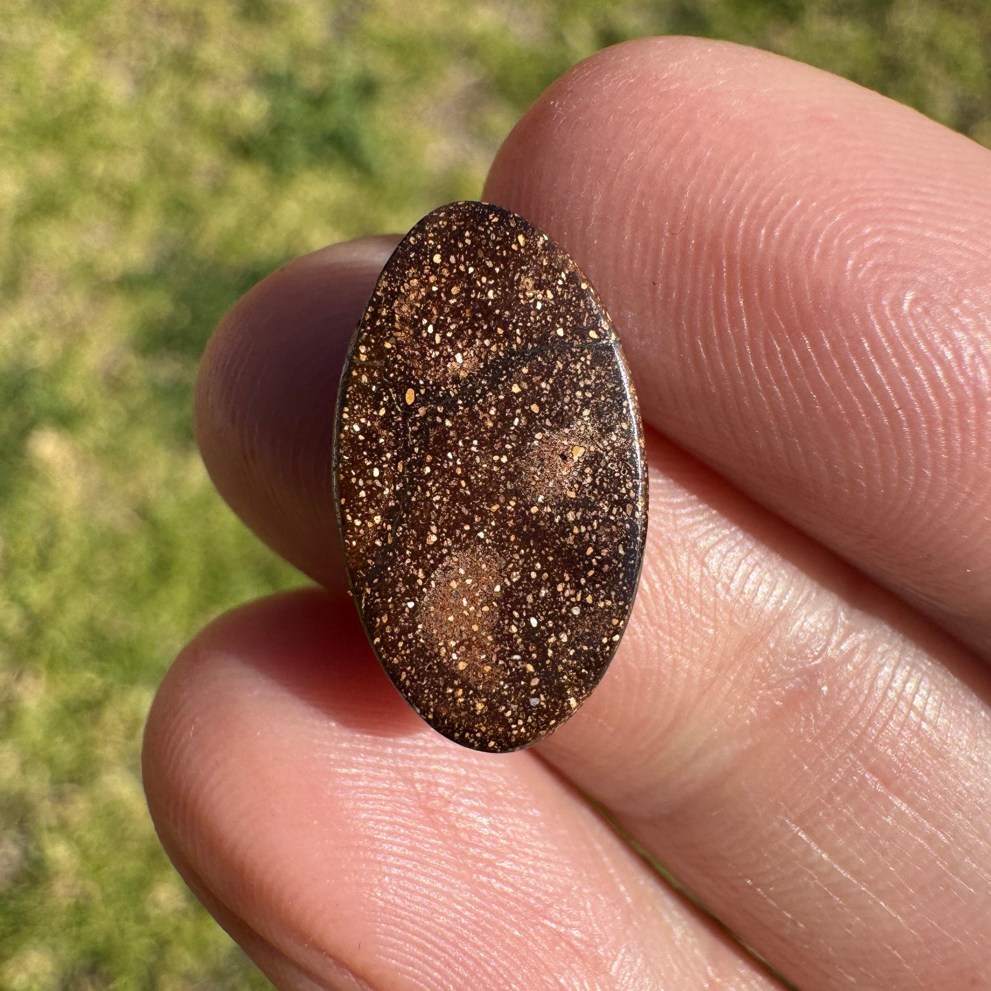 4.63 Ct oval boulder opal
