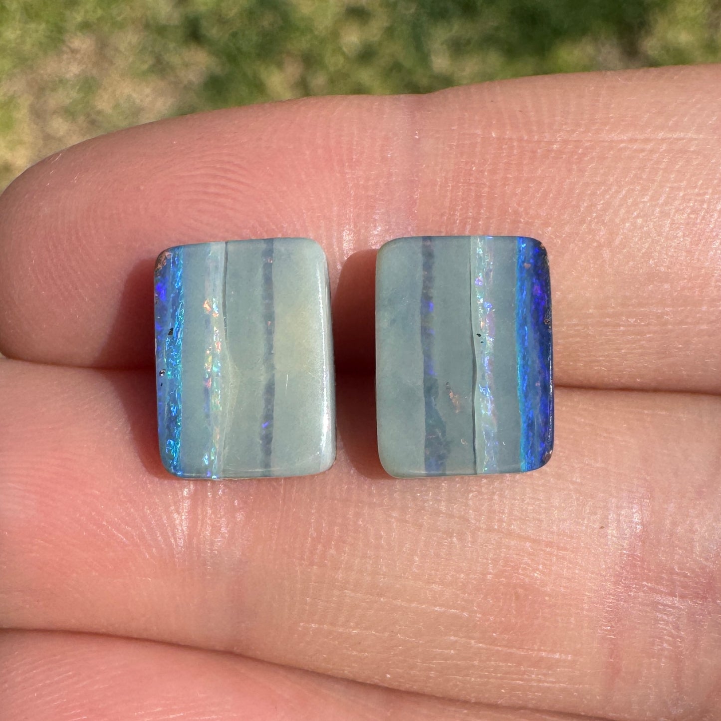 4.55 Ct rectangle boulder opal pair