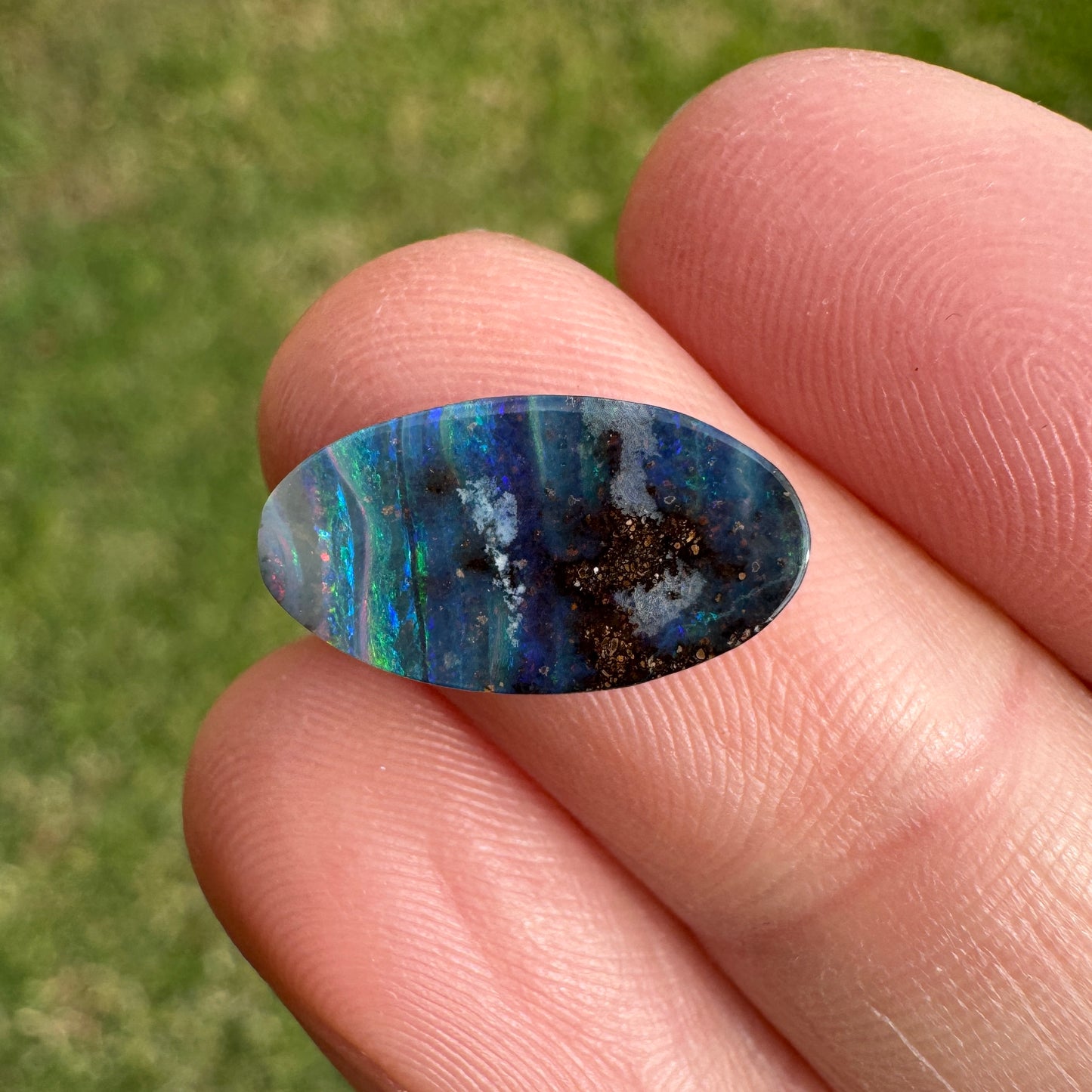 2.75 Ct small boulder opal