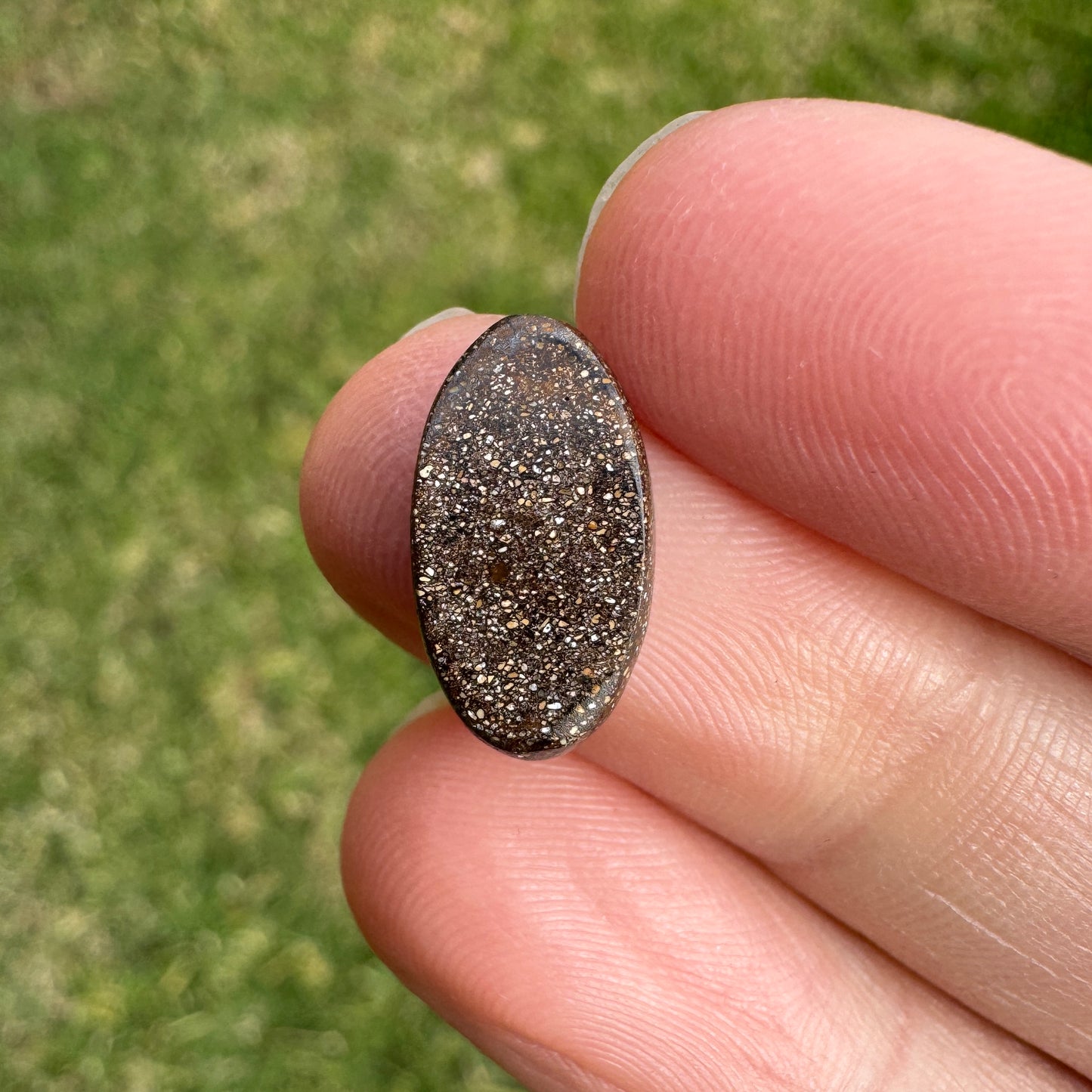 2.75 Ct small boulder opal