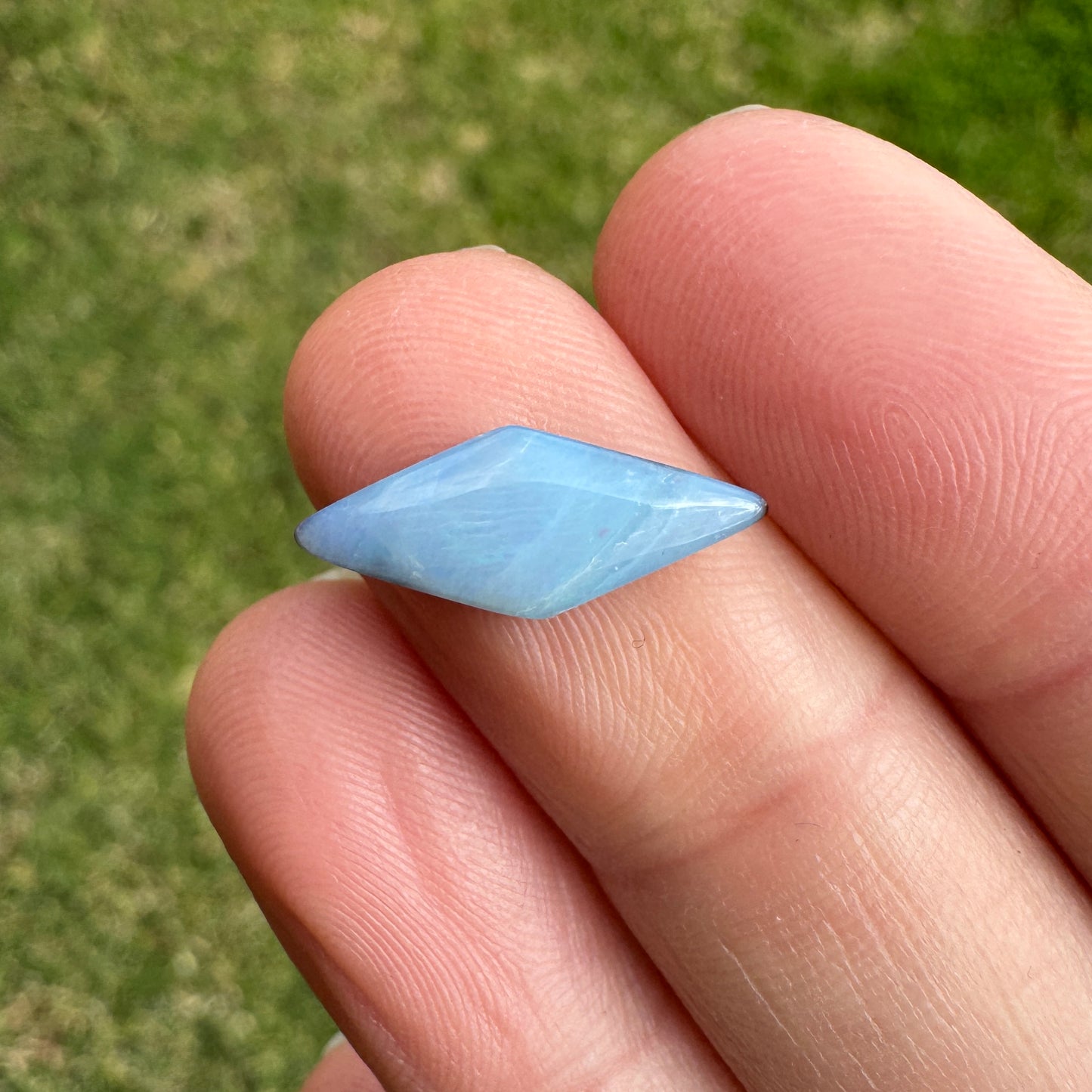 2.33 Ct small boulder opal