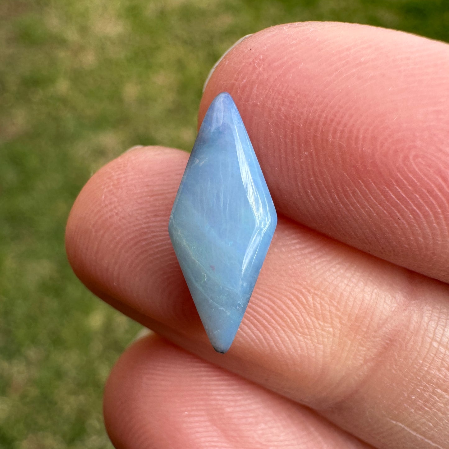 2.33 Ct small boulder opal