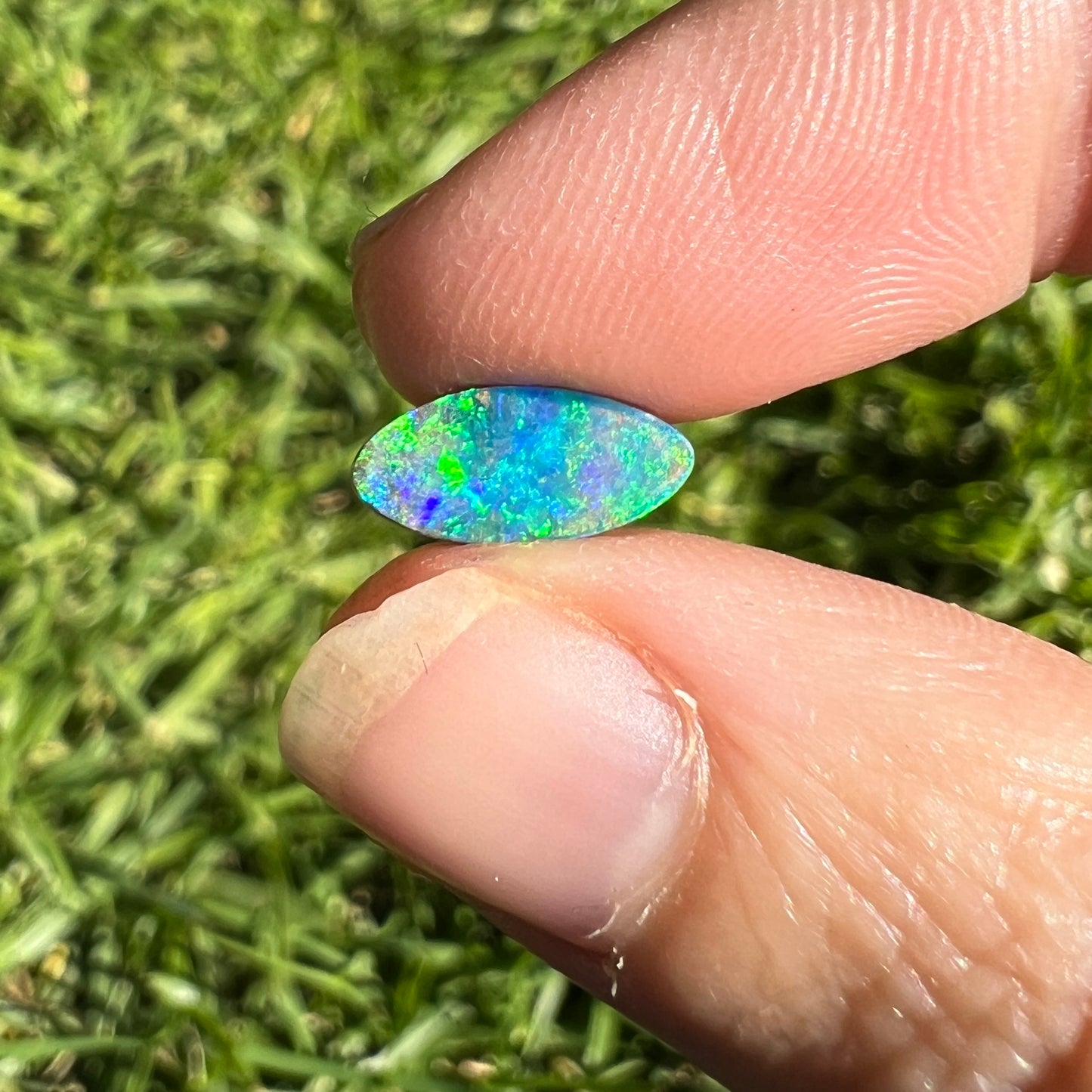 1.16 Ct bright green boulder opal