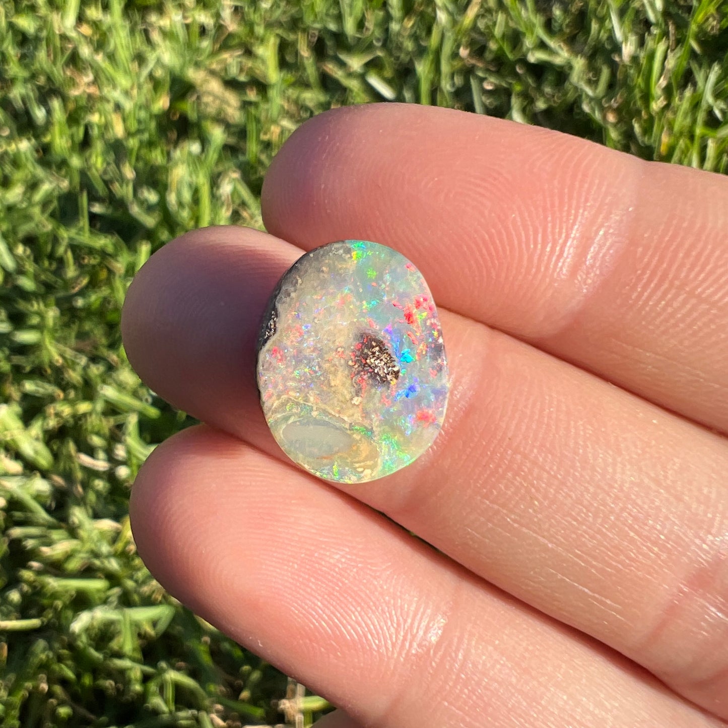 5.27 Ct small boulder opal