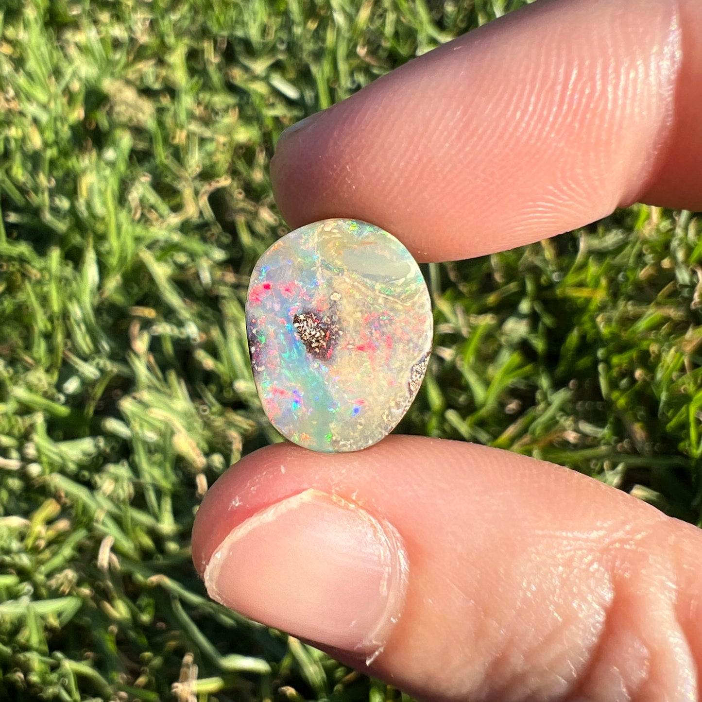 5.27 Ct small boulder opal