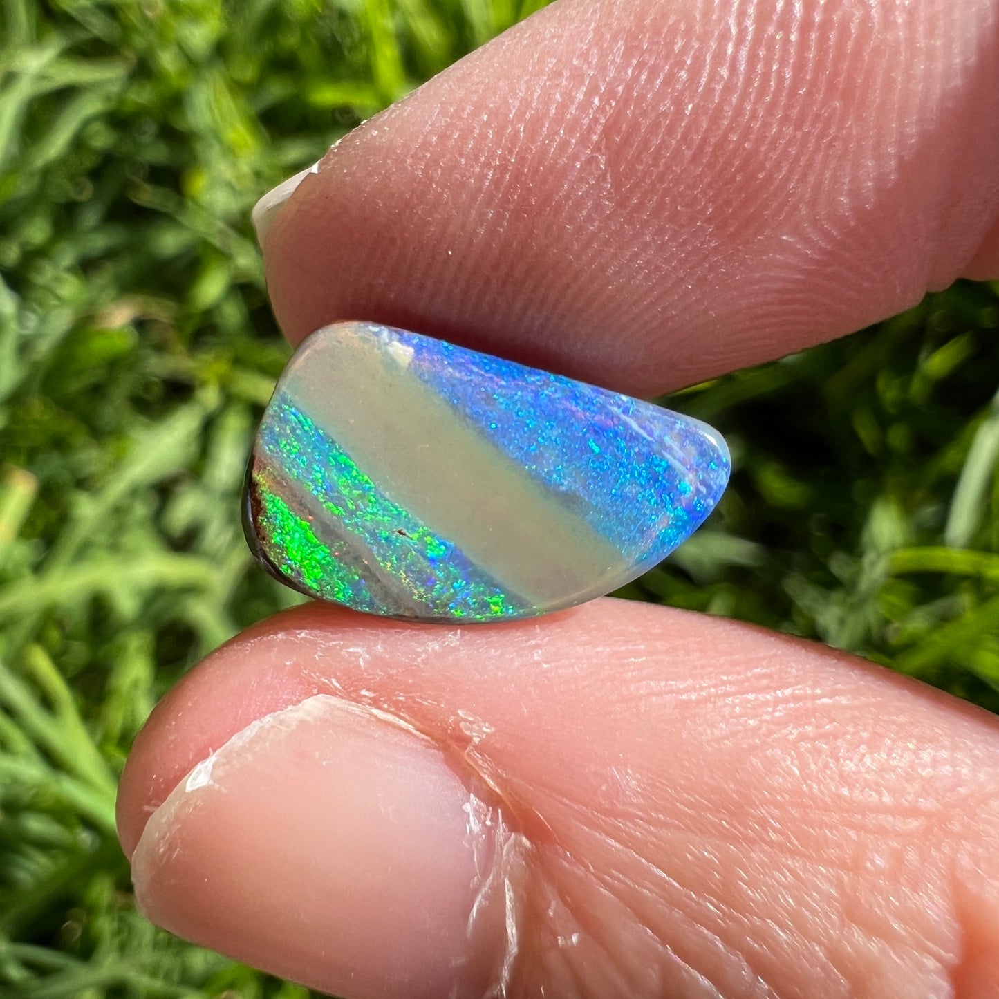 4.14 Ct stripy boulder opal