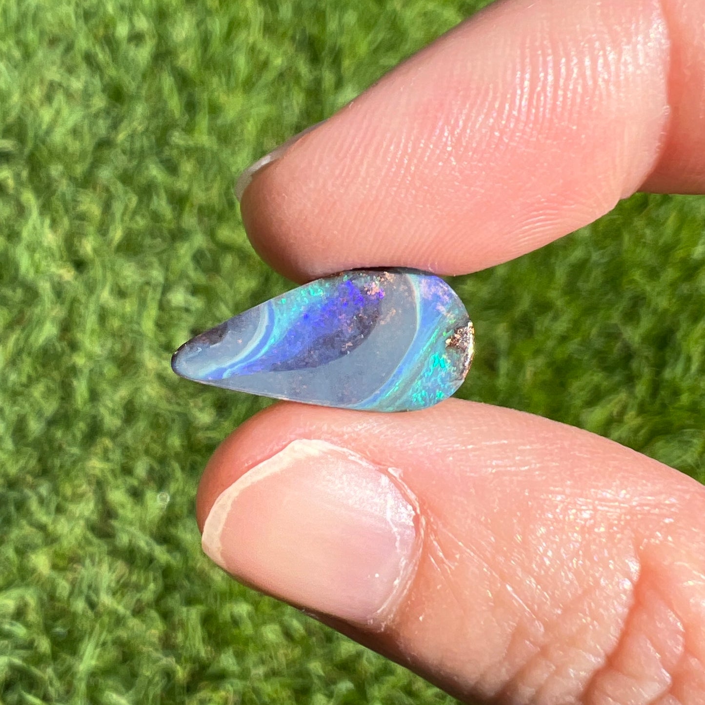 4.30 Ct teardrop boulder opal