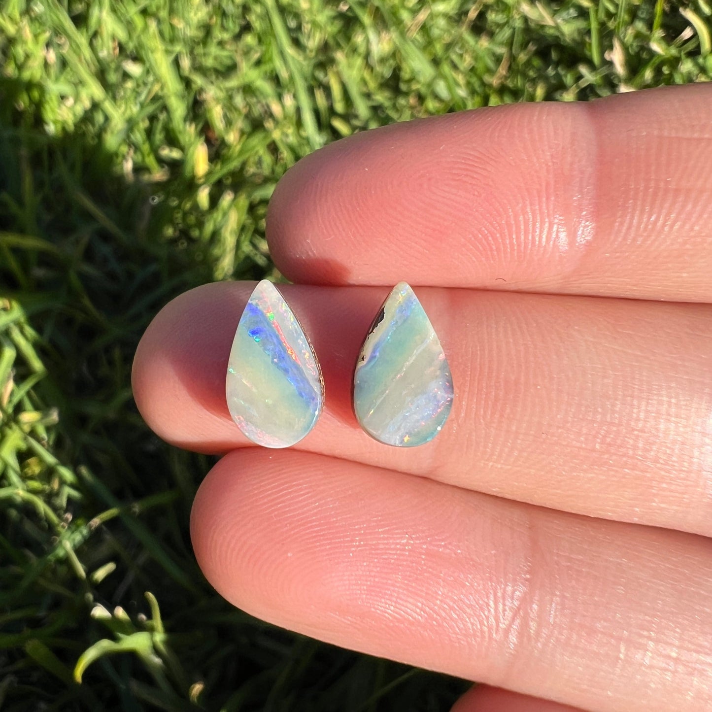 3.39 Ct boulder opal pair