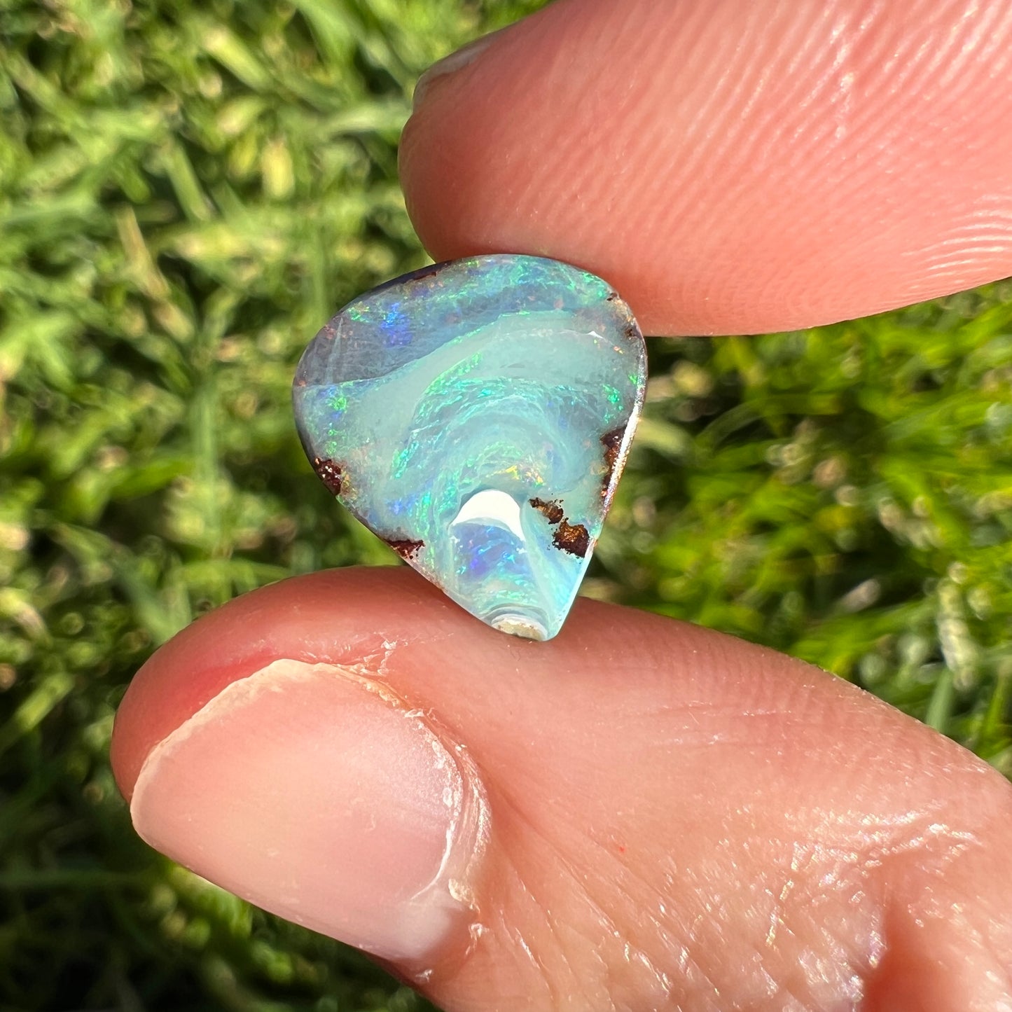 3.46 Ct small boulder opal