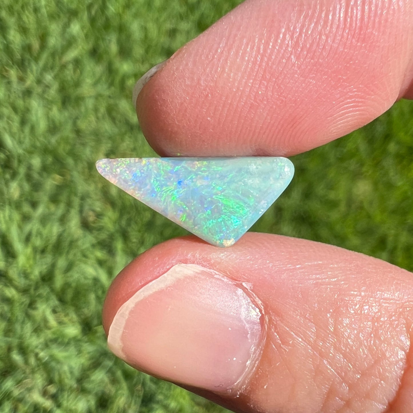 2.46 Ct small boulder opal