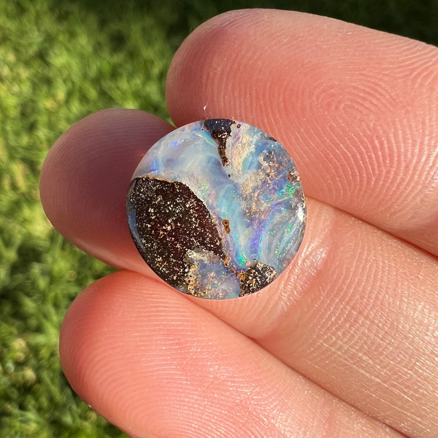 6.03 Ct small boulder opal