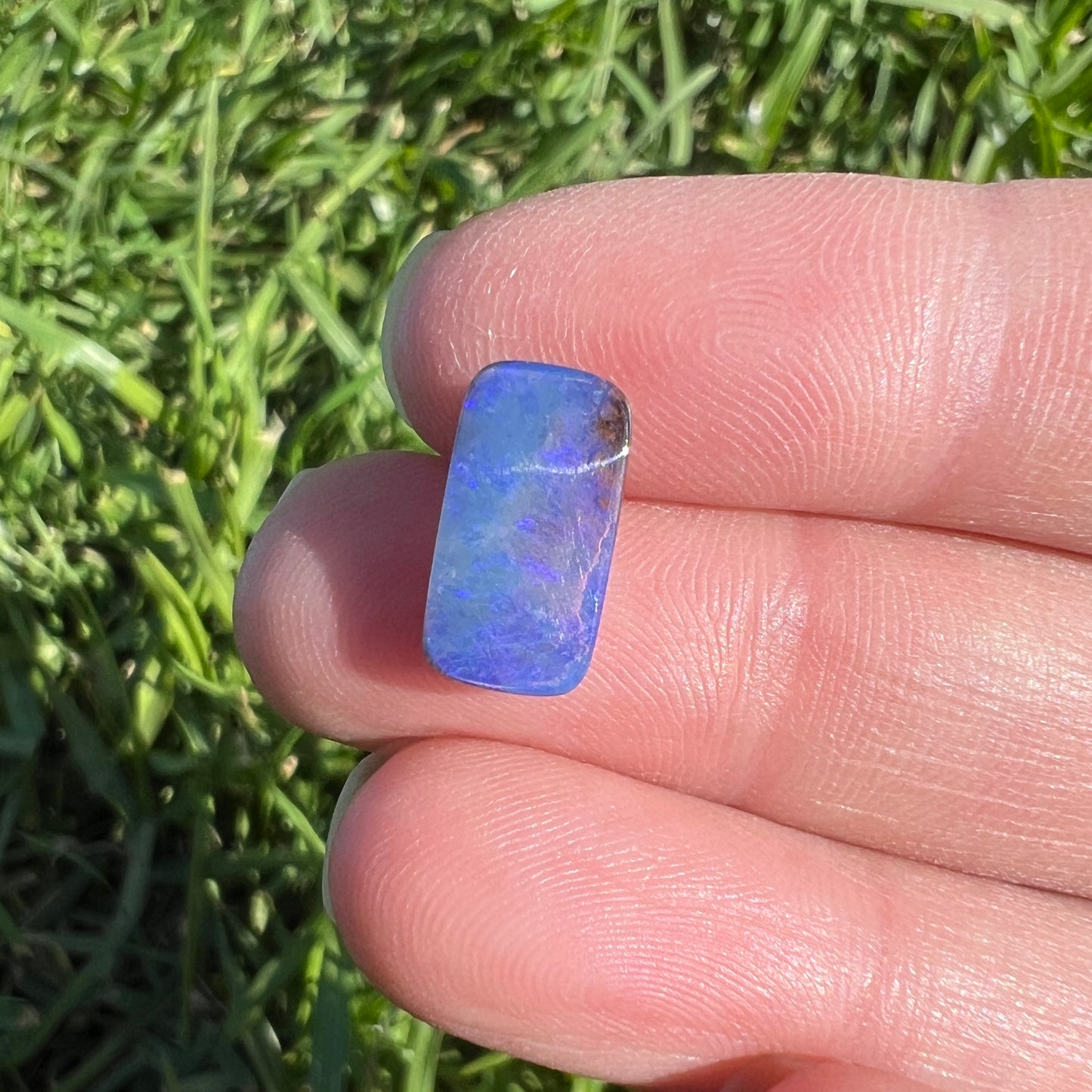 3.32 Ct small boulder opal