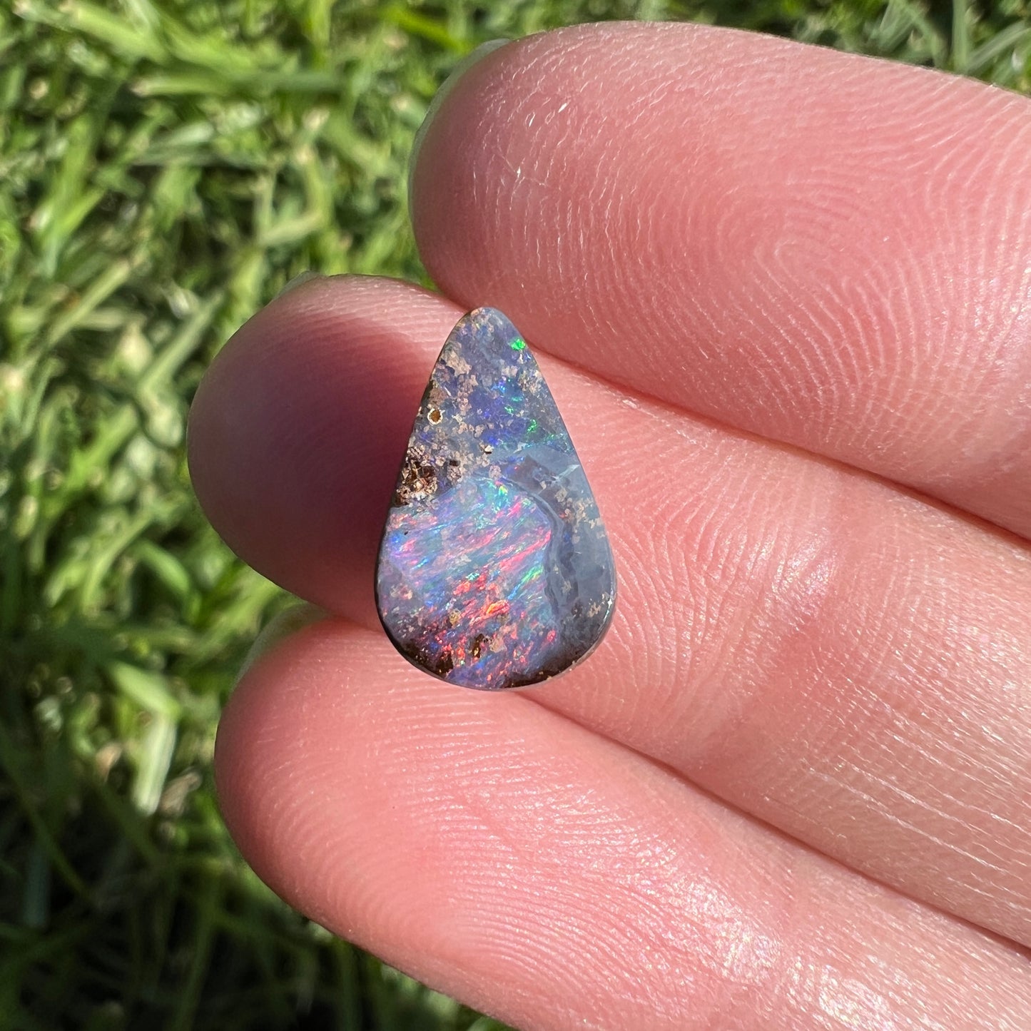 2.63 Ct small boulder opal