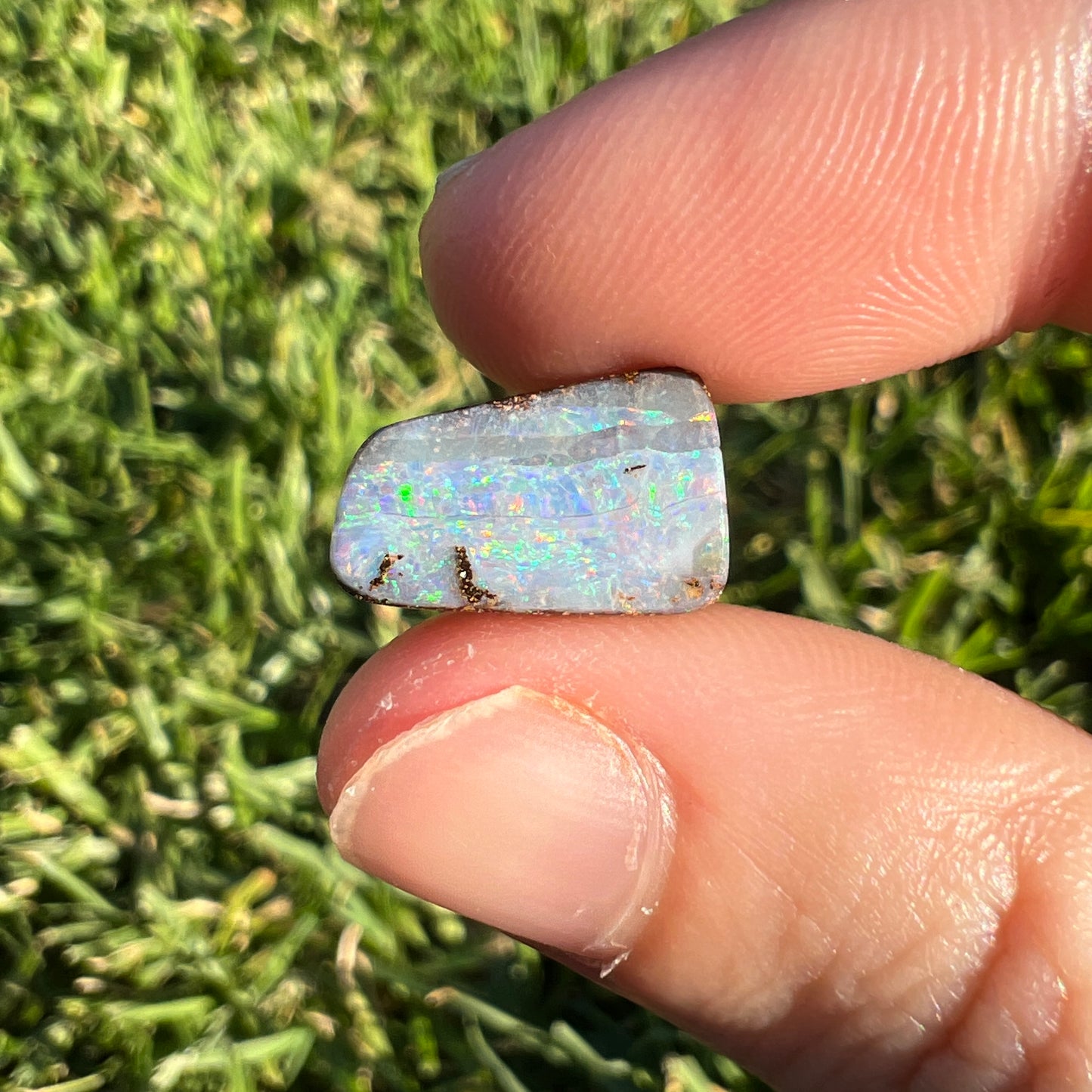 4.54 Ct small boulder opal