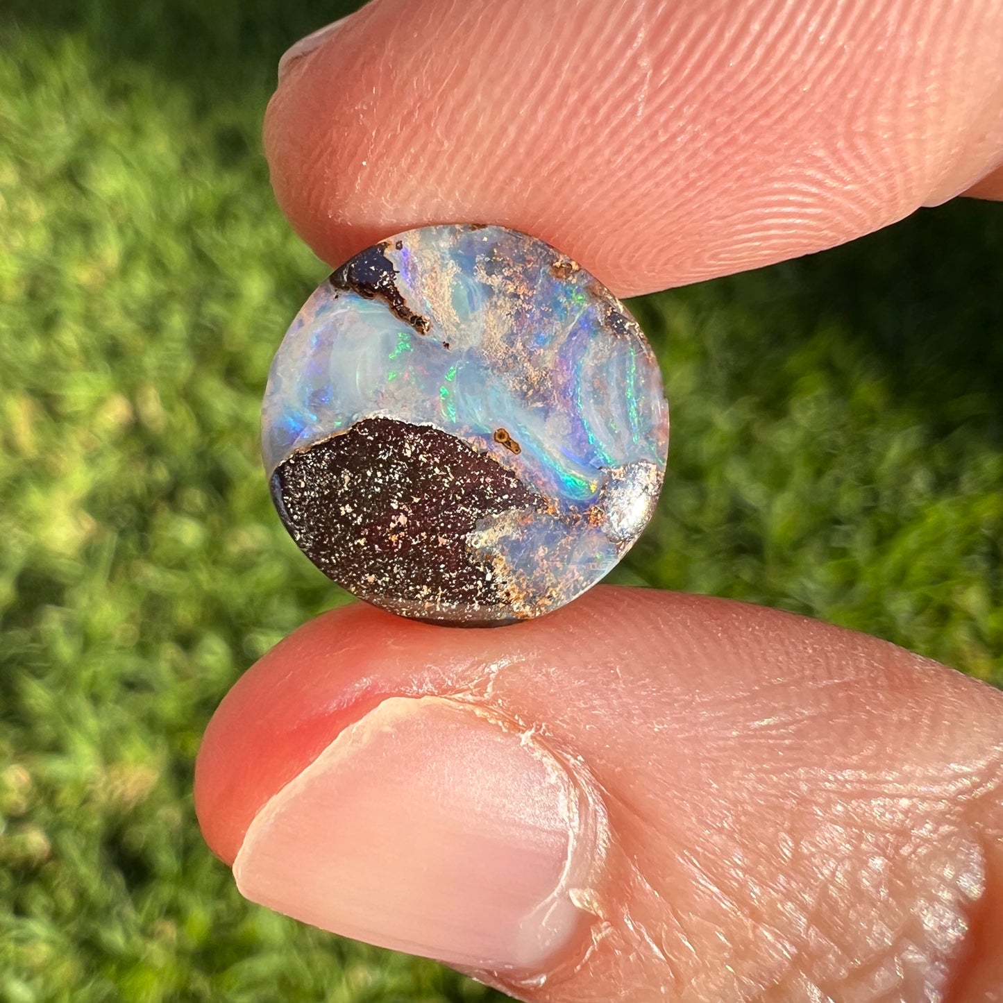 6.03 Ct small boulder opal