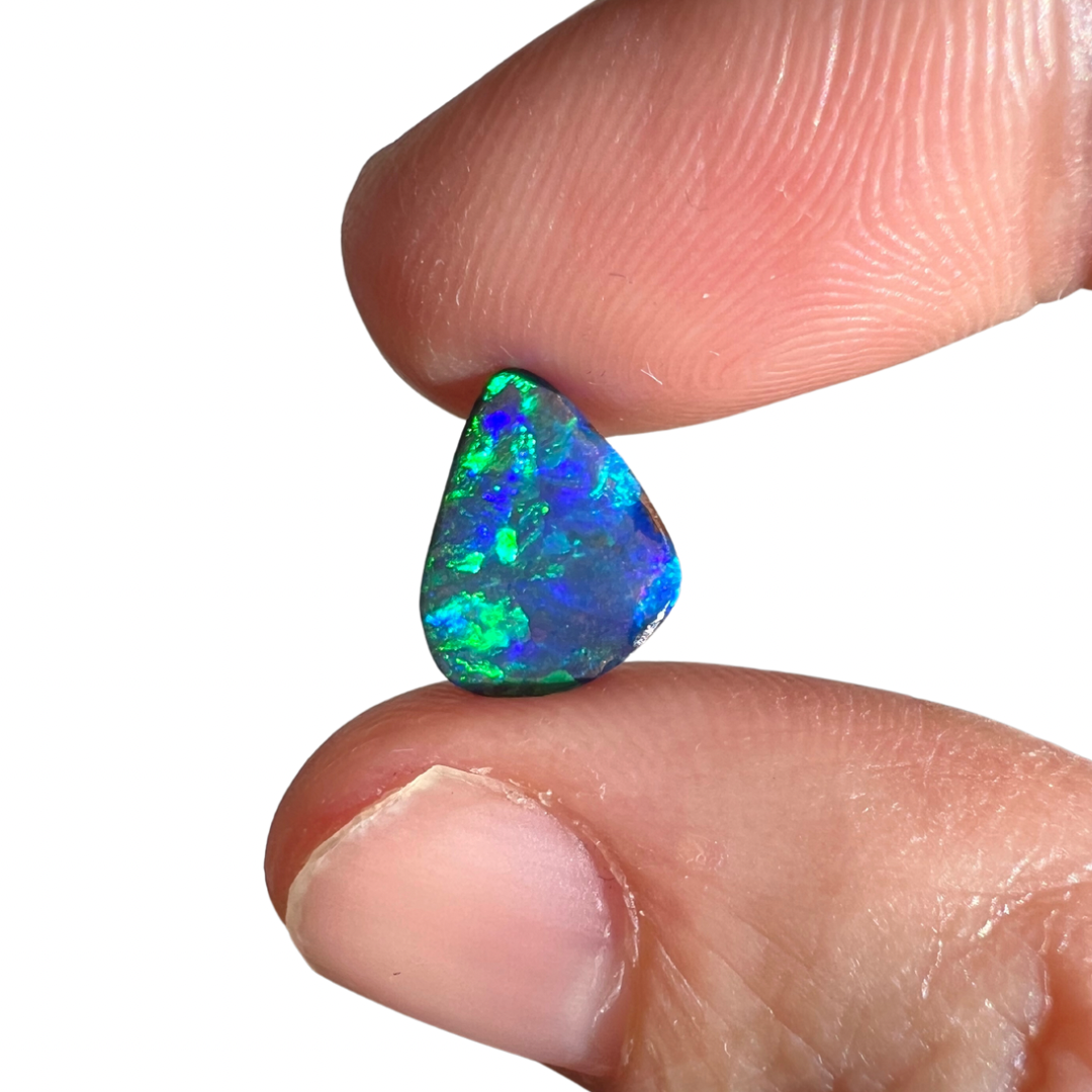 1.78 Ct small gem boulder opal