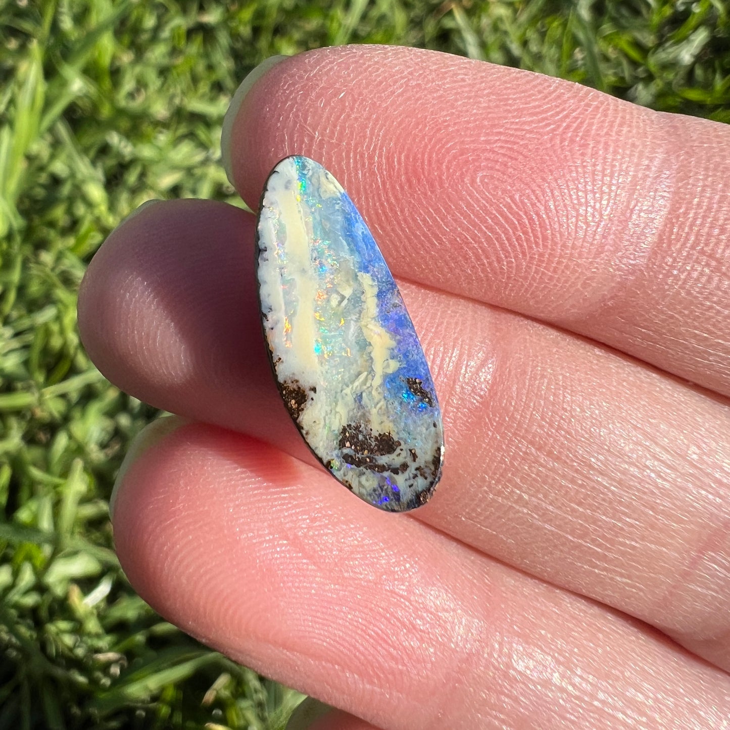 4.22 Ct small boulder opal