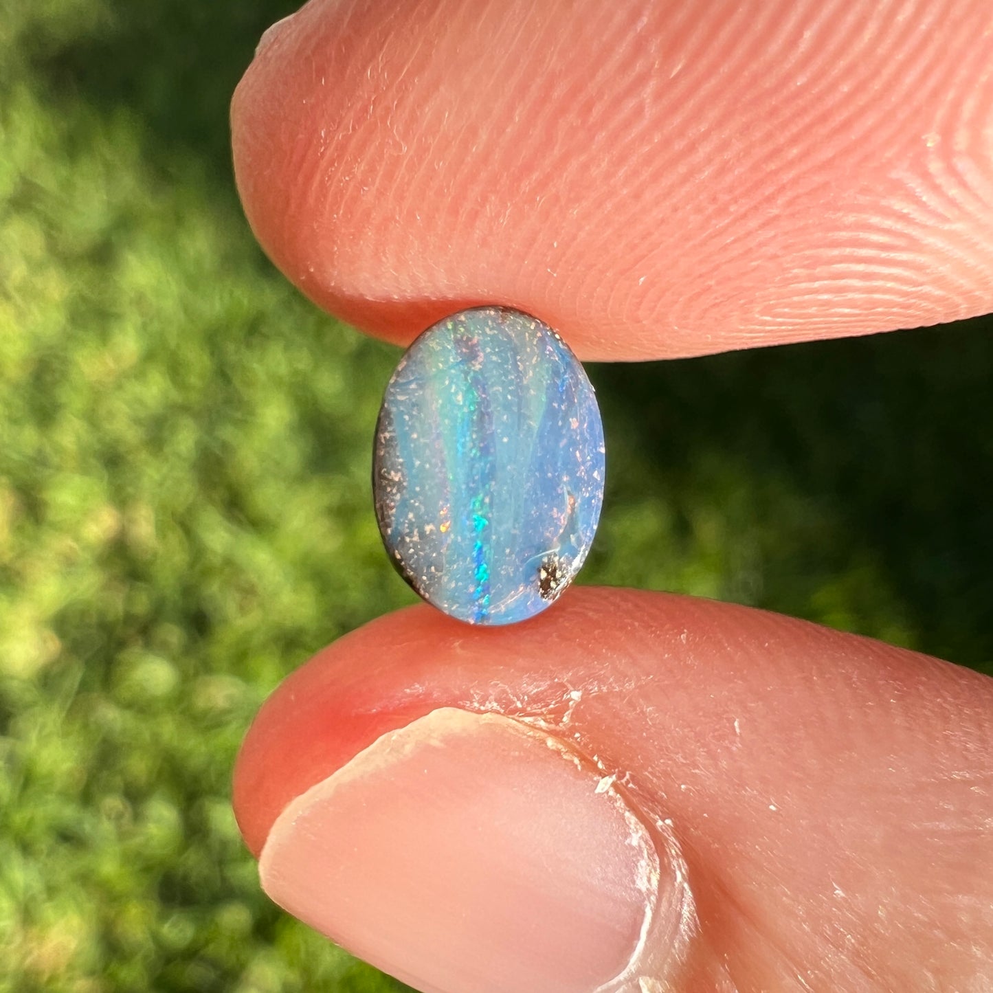 1.34 Ct small boulder opal