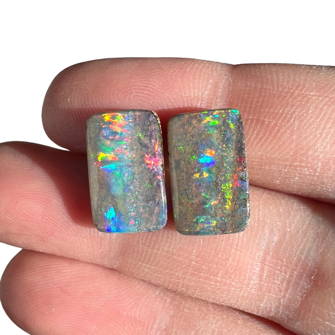 8.68 Ct rainbow boulder opal pair