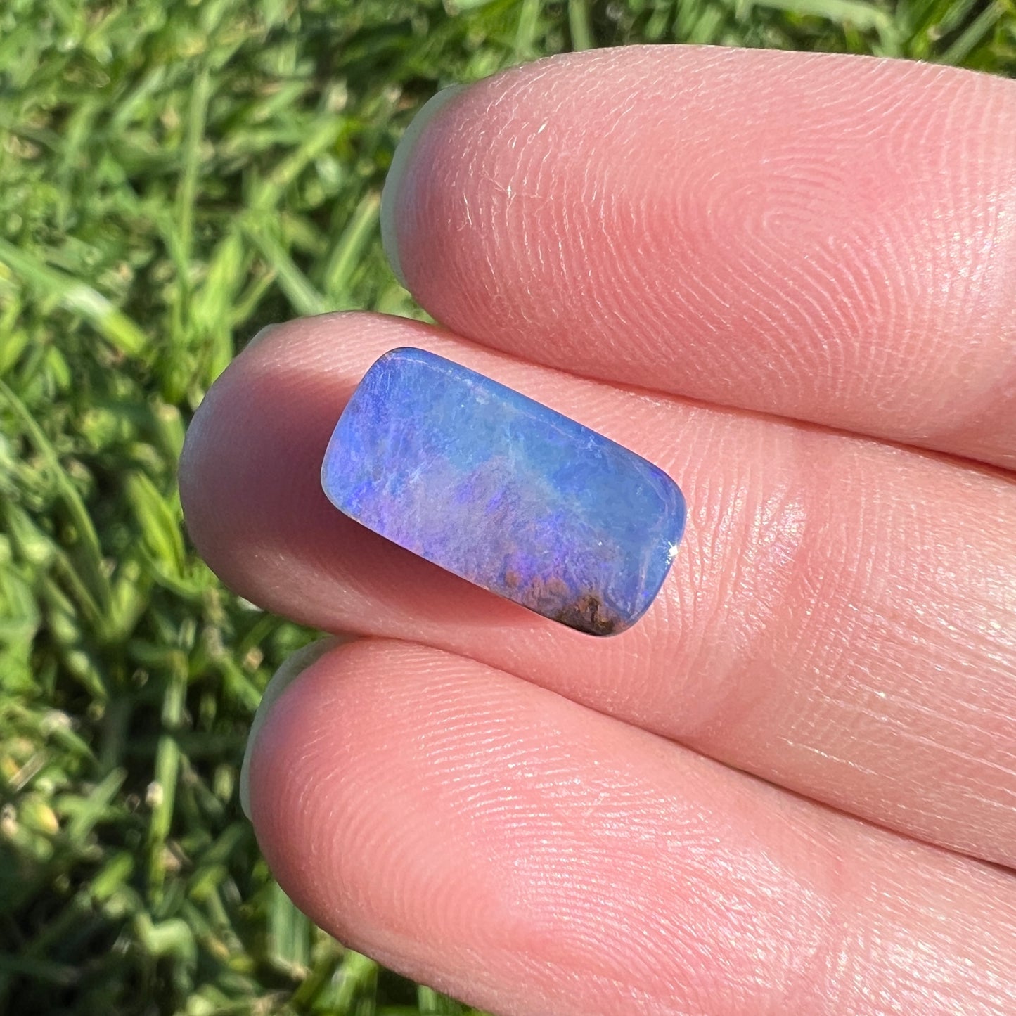 3.32 Ct small boulder opal