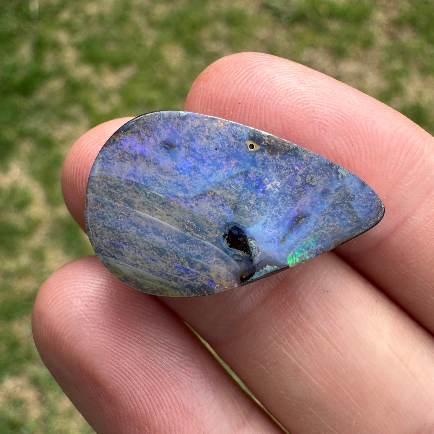 16.97 Ct large teardrop boulder opal