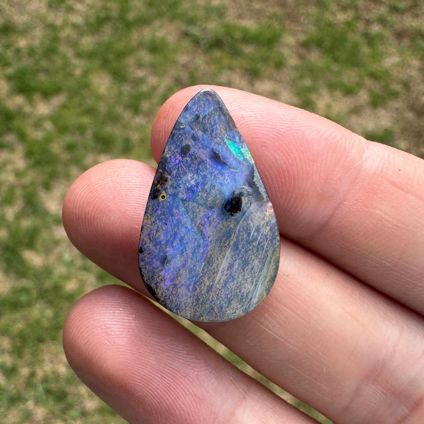 16.97 Ct large teardrop boulder opal