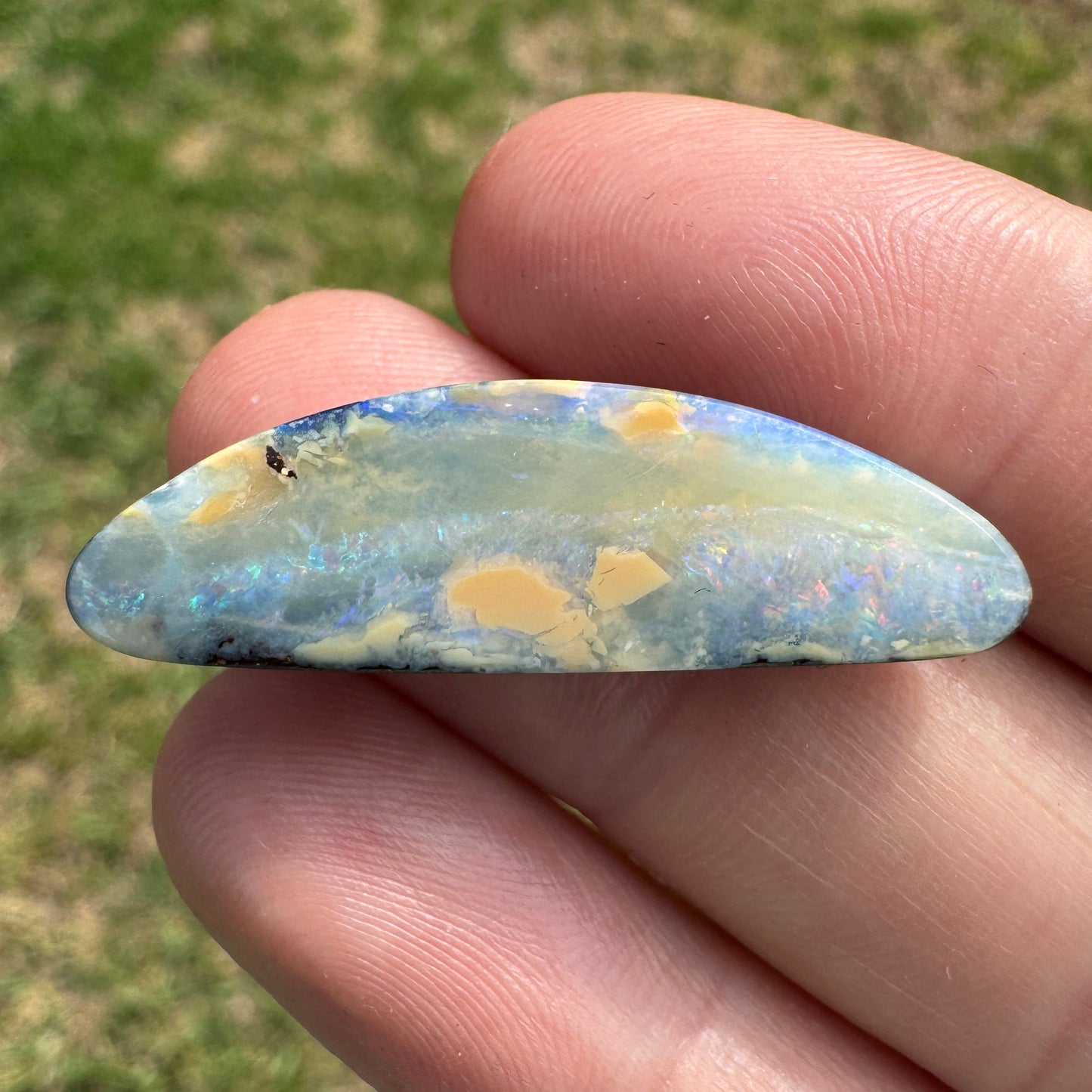 11.89 Ct large boulder opal