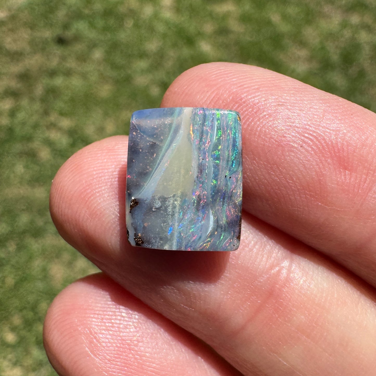4.97 Ct small boulder opal