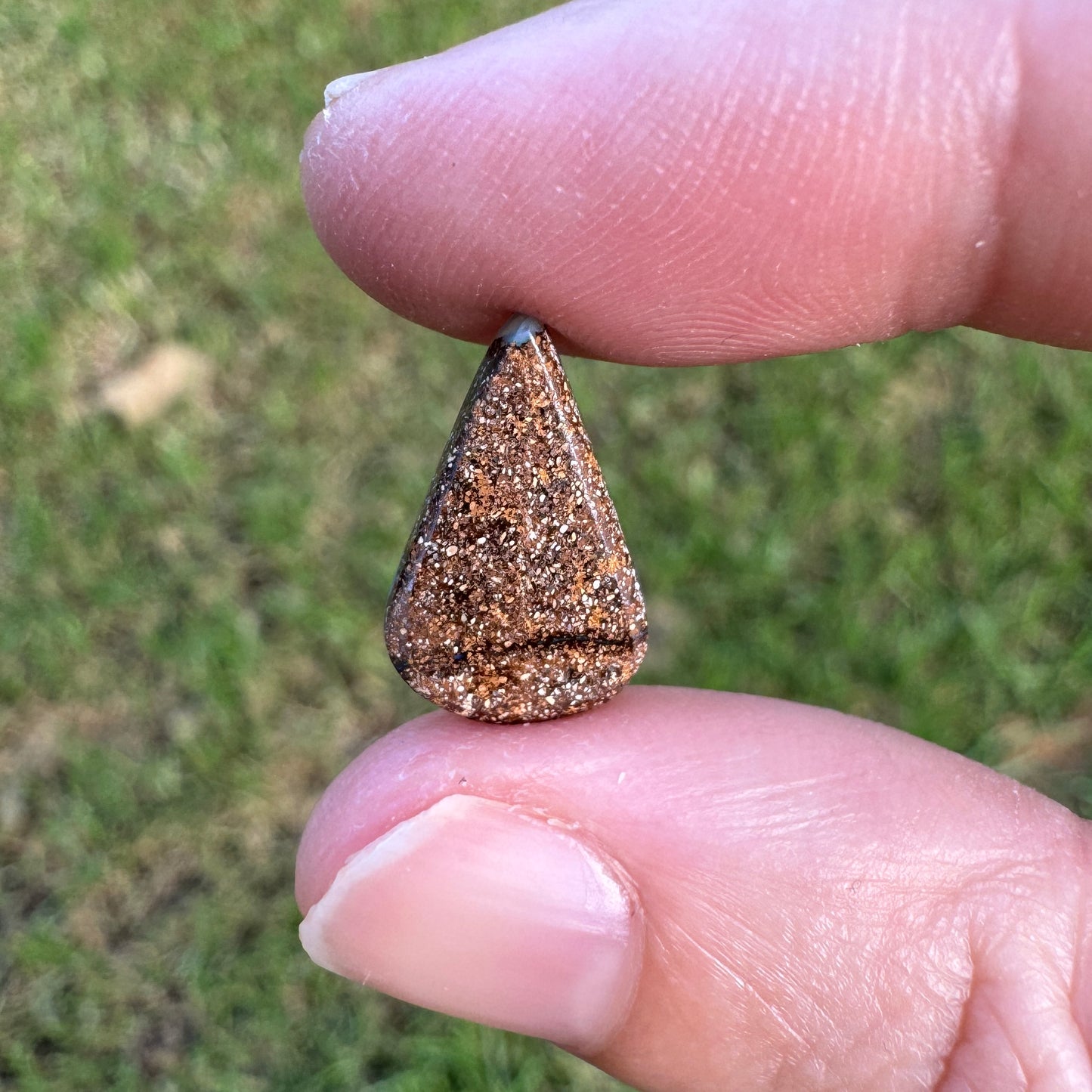 2.59 Ct small boulder opal